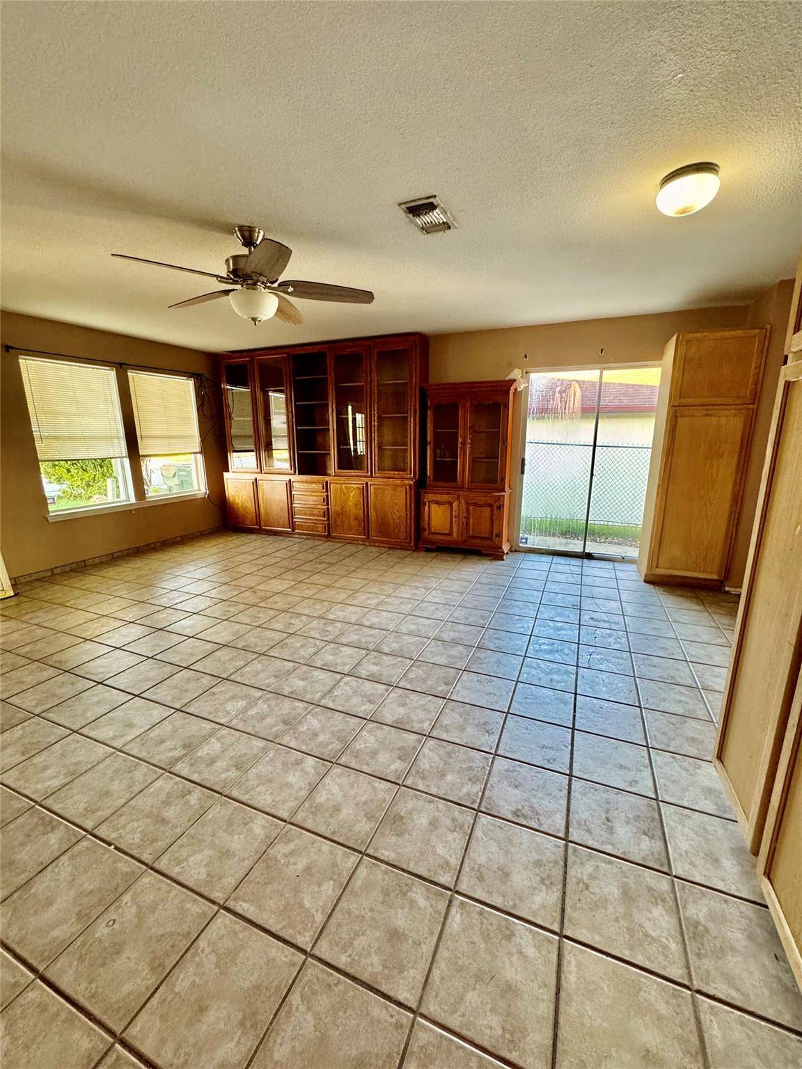 San Marcos, TX 78666,700 Lago Vista ST