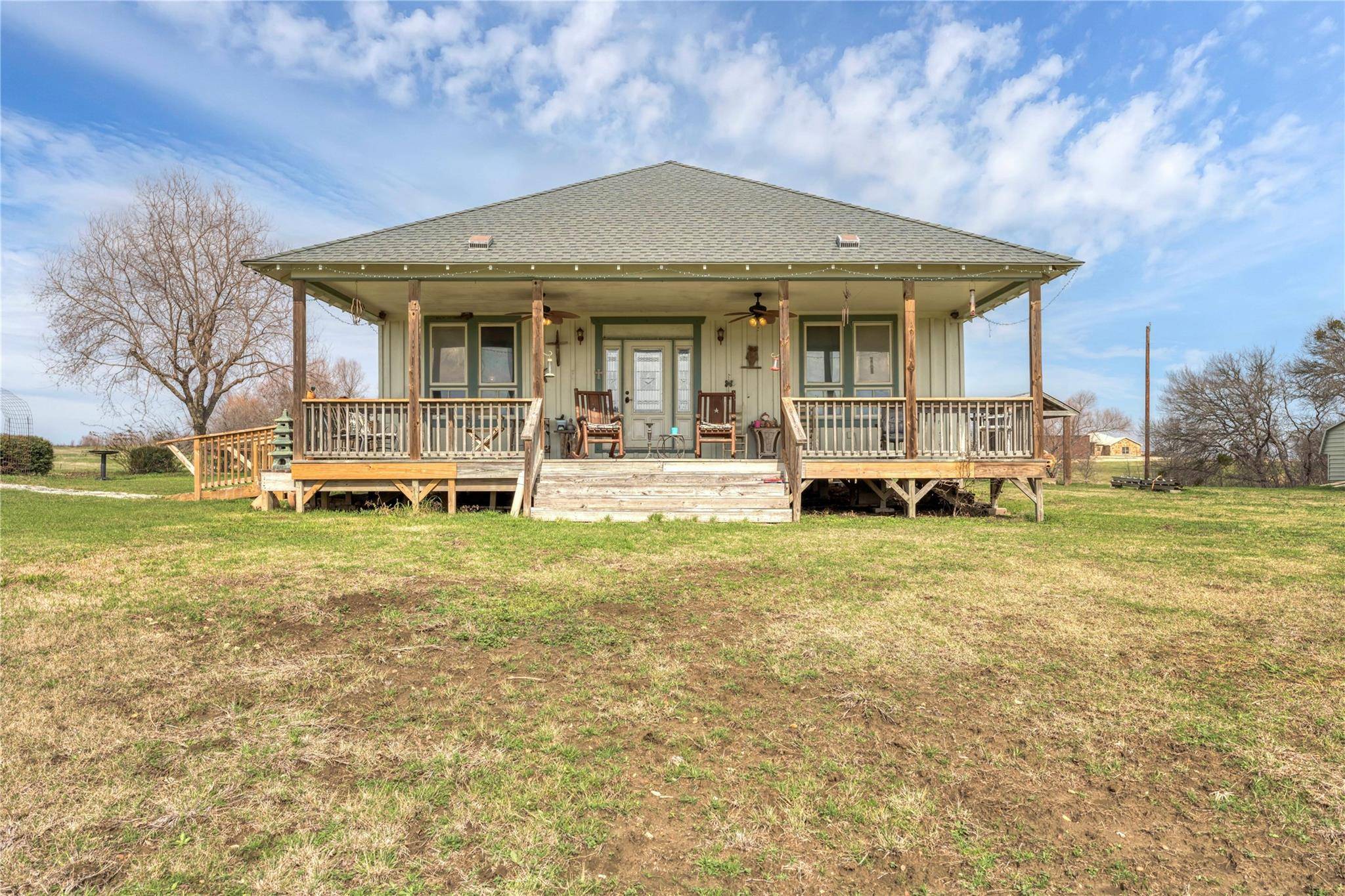 Thrall, TX 76578,550 County Road 471