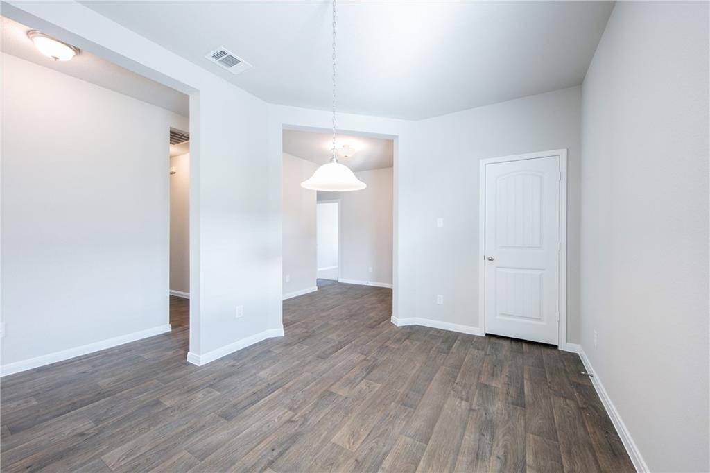 Kyle, TX 78640,288 Fall Aster DR
