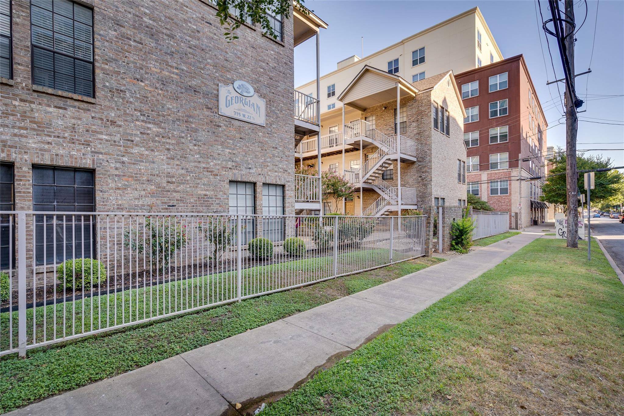 Austin, TX 78705,715 W 22 1/2 ST #205