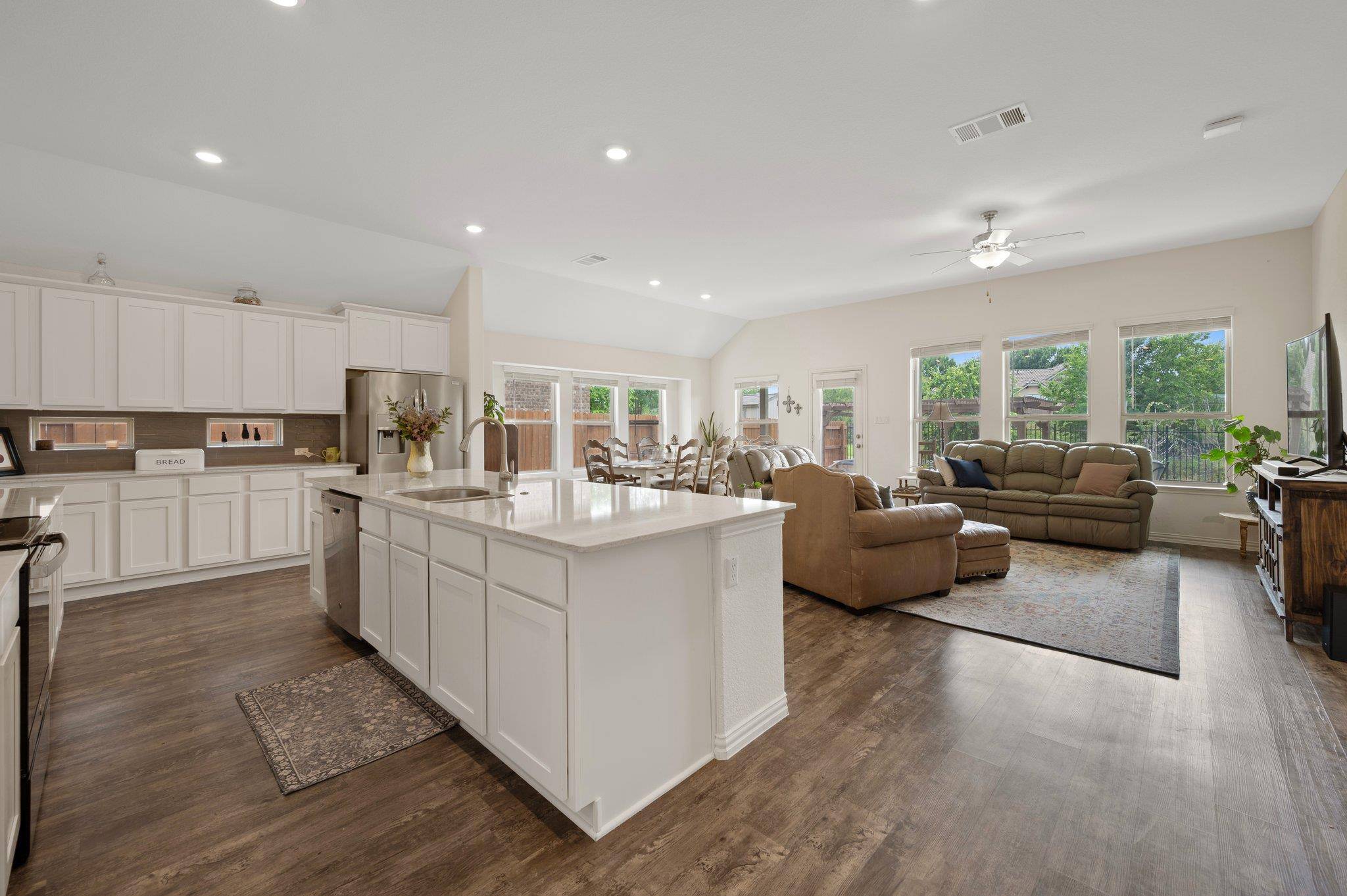 Georgetown, TX 78628,1437 Morning View RD