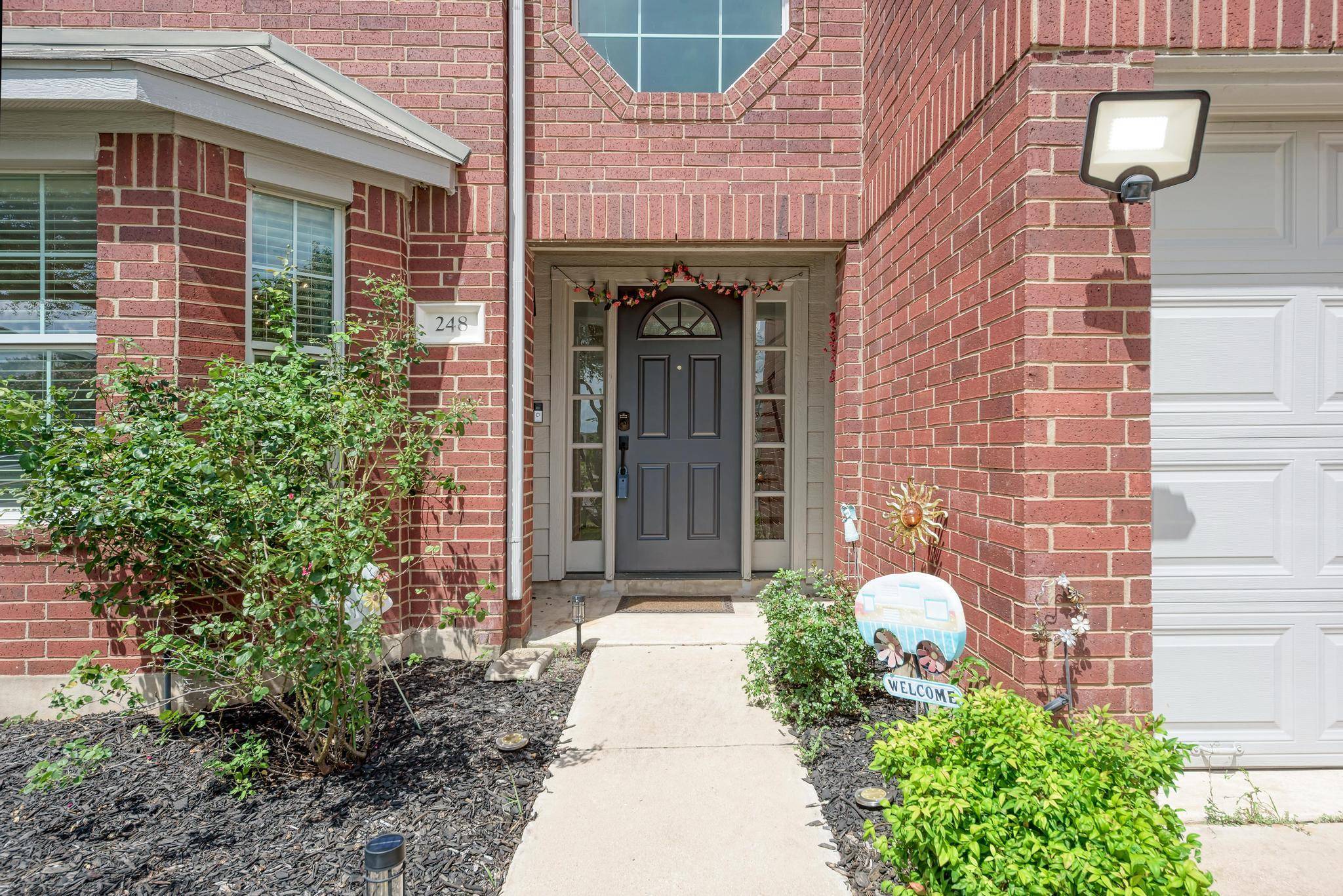 Leander, TX 78641,248 King Elder LN