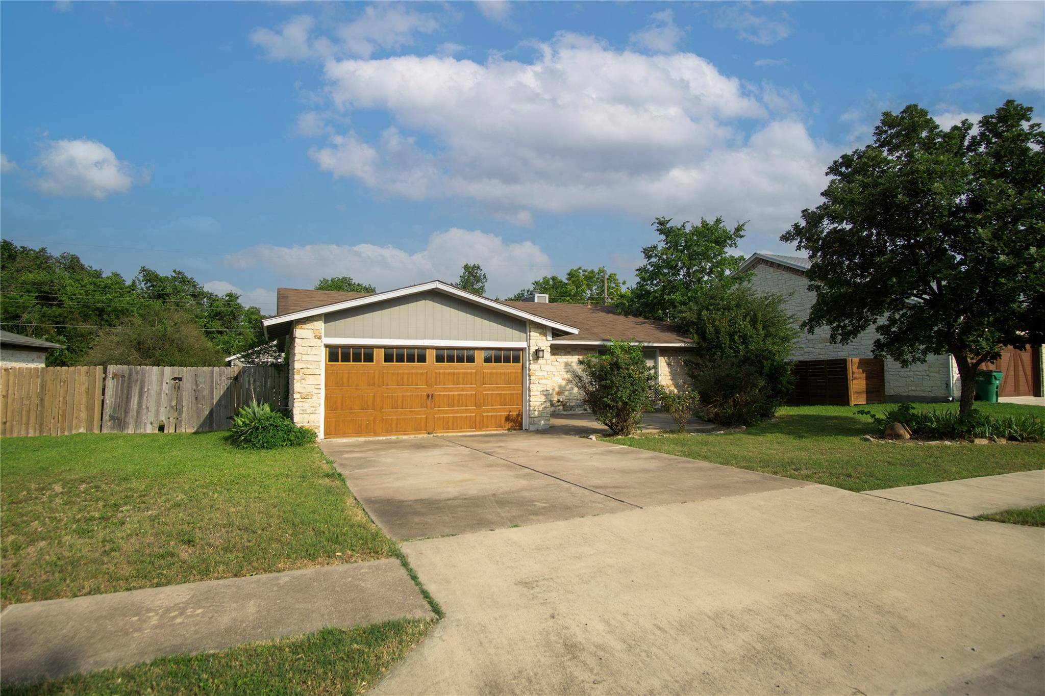 Pflugerville, TX 78660,609 Pigeon Forge RD