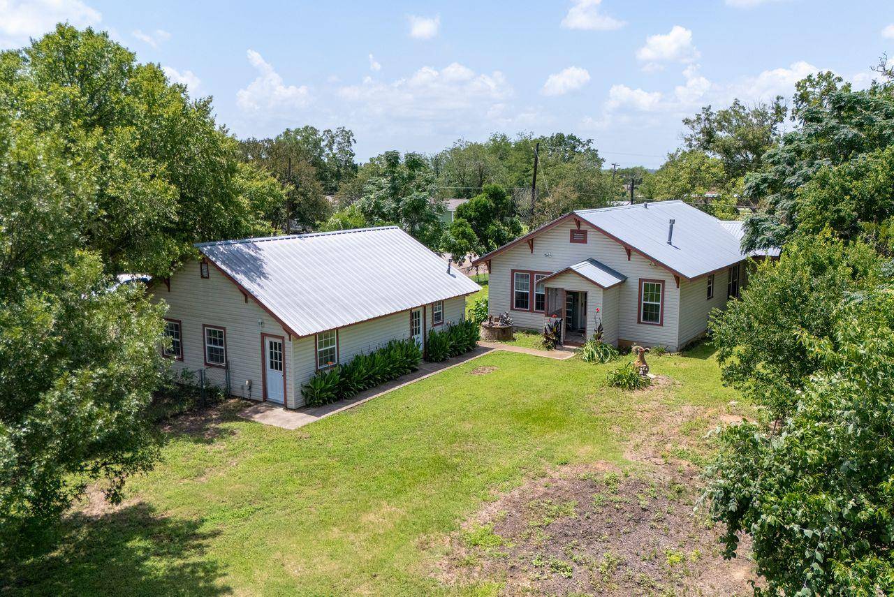 Mcdade, TX 78650,186 El Paso ST