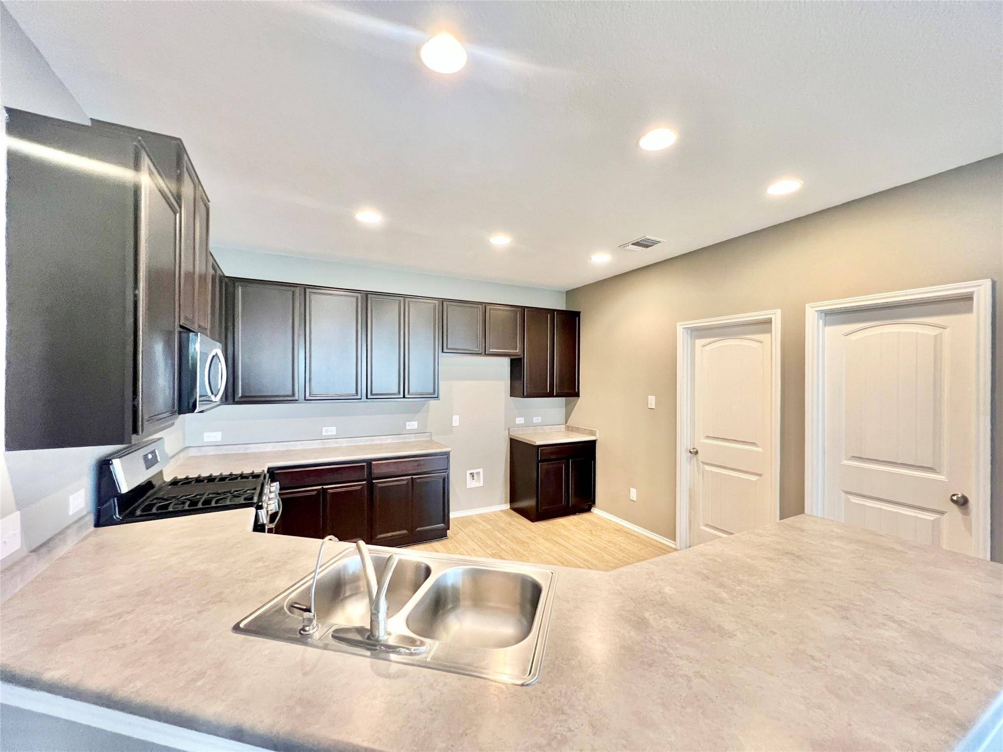Round Rock, TX 78665,5813 Sardinia DR