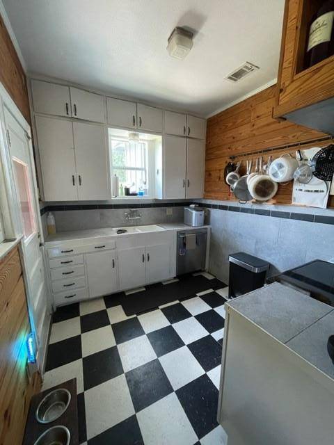 Spicewood, TX 78669,21300 Crestmont ST #A