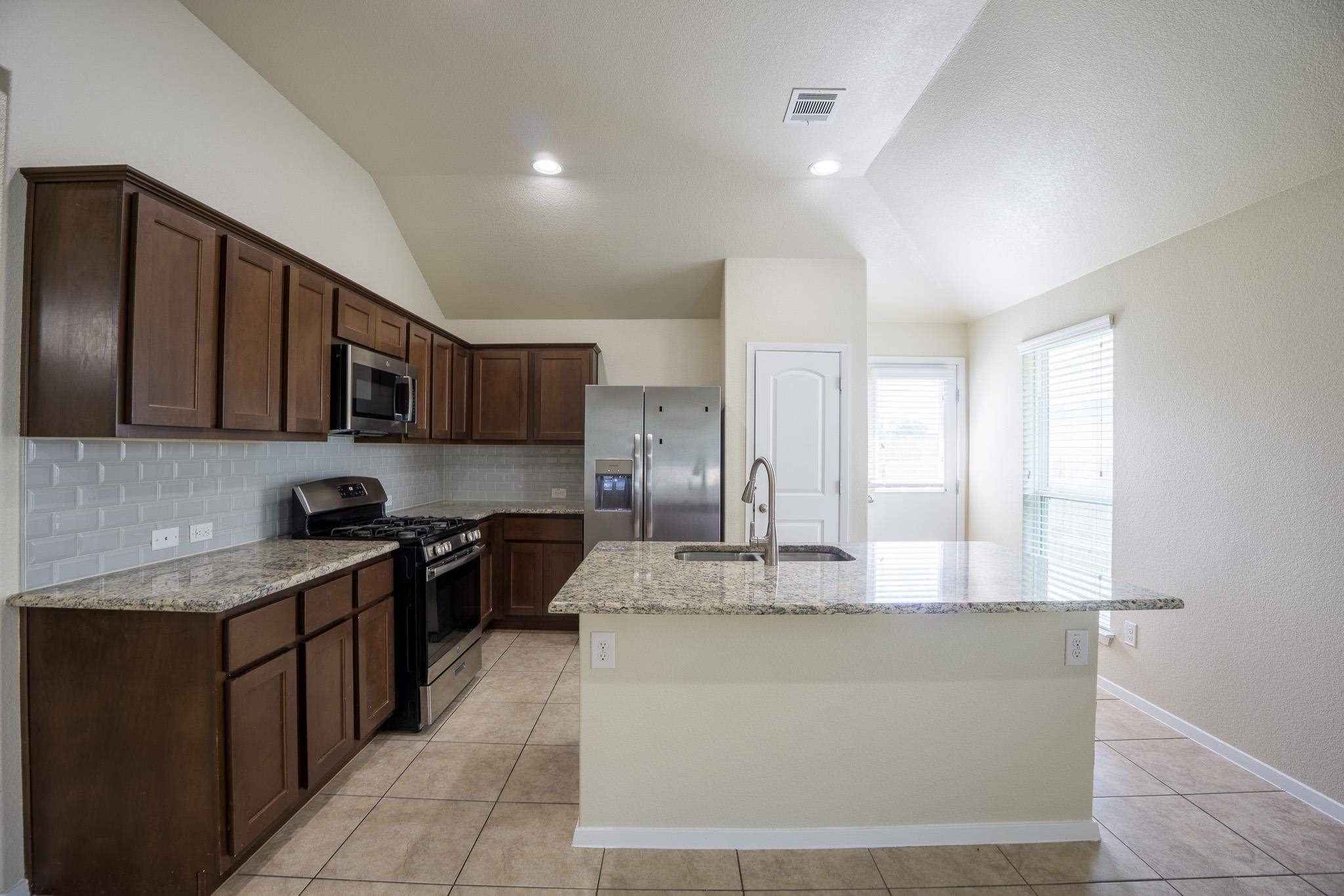 Round Rock, TX 78665,5865 Urbano BND