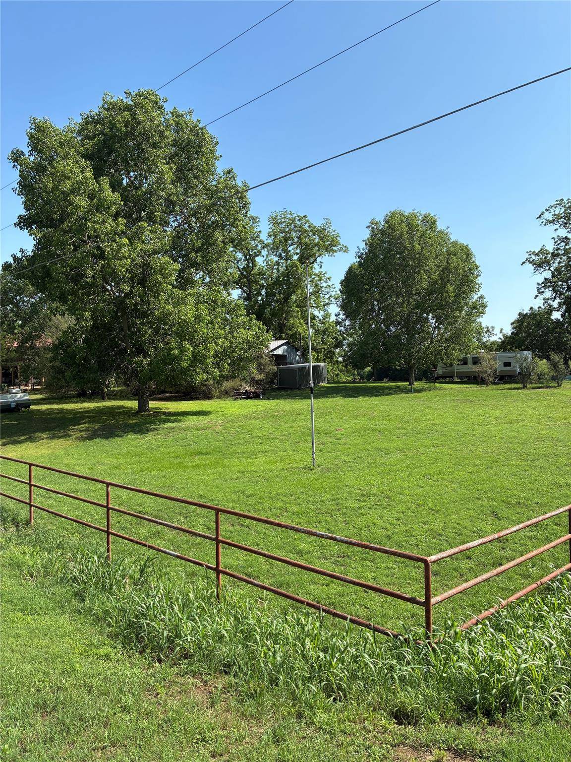 Smithville, TX 78957,1411 Pecan SHRS