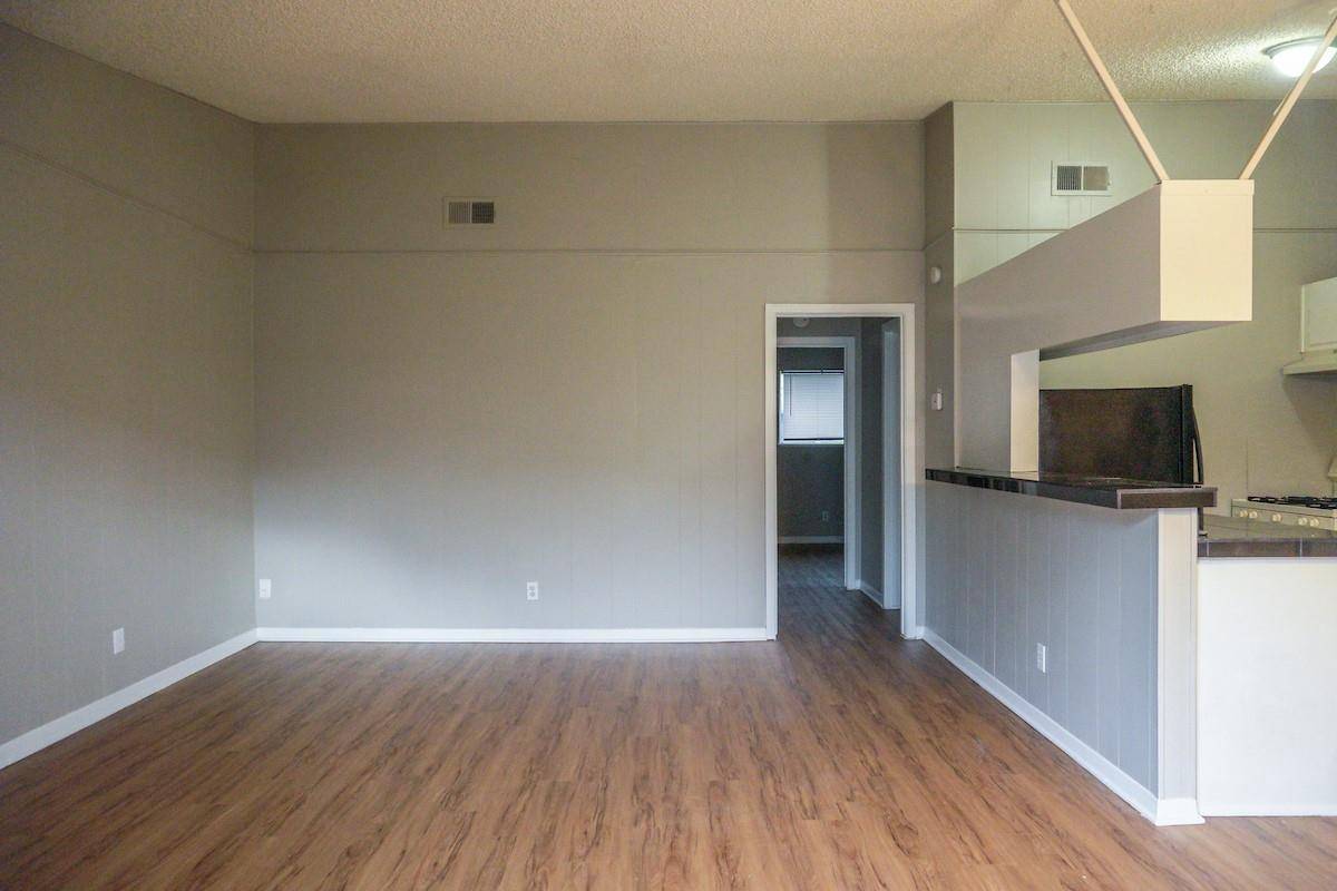 Austin, TX 78751,616 51st. ST #104