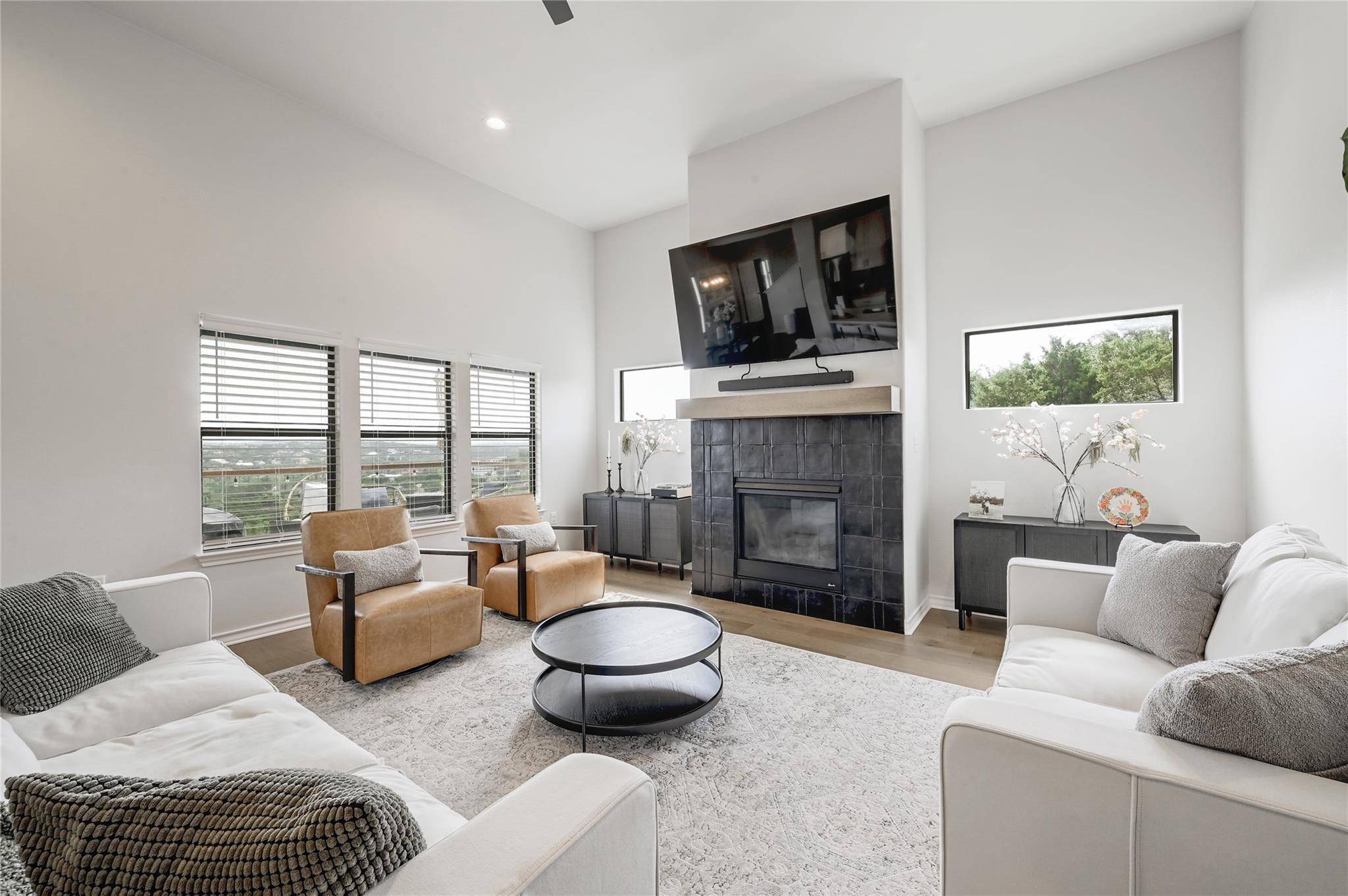 Dripping Springs, TX 78620,17837 Panorama DR