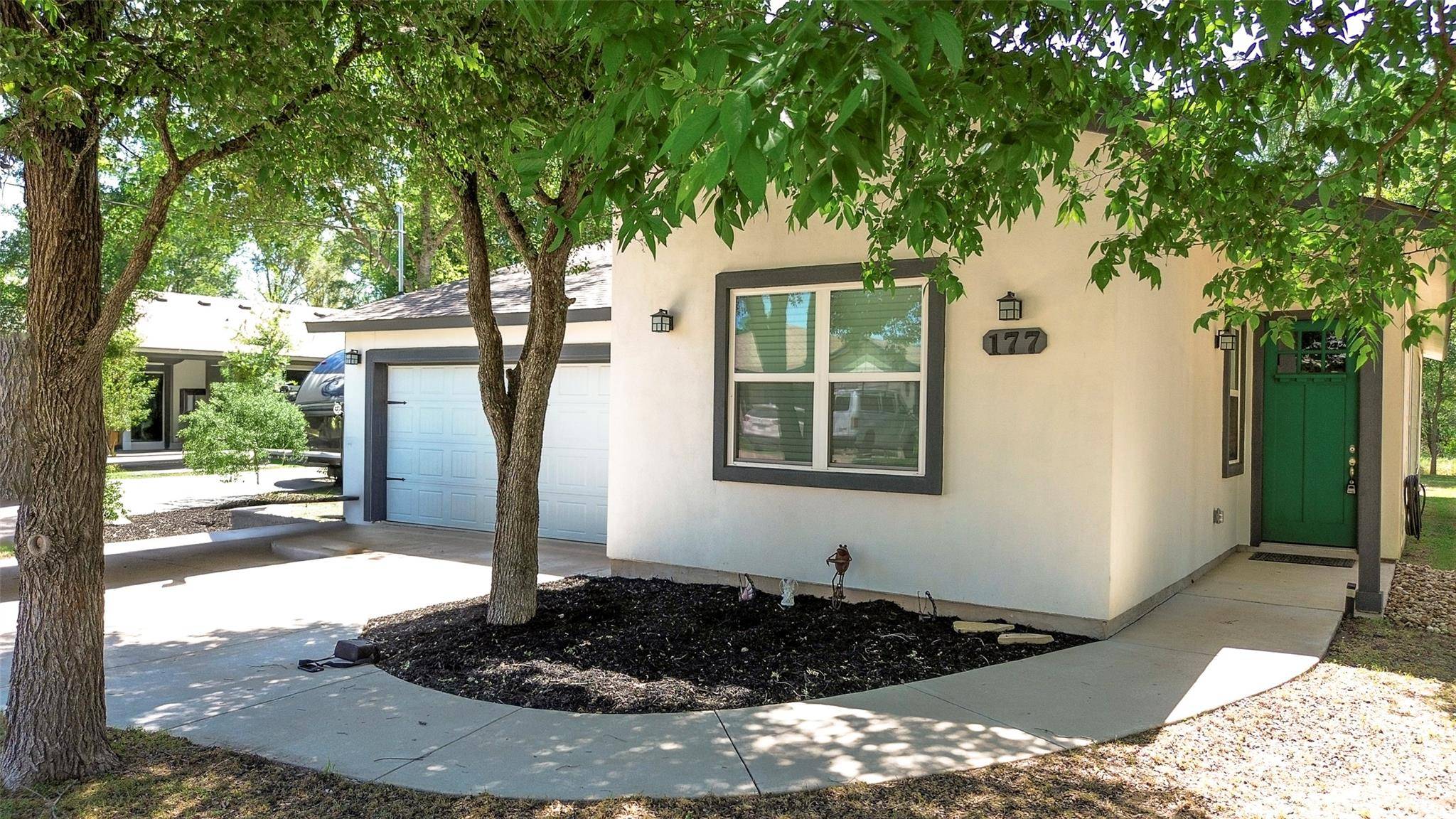 Bastrop, TX 78602,177 Mokulua LN