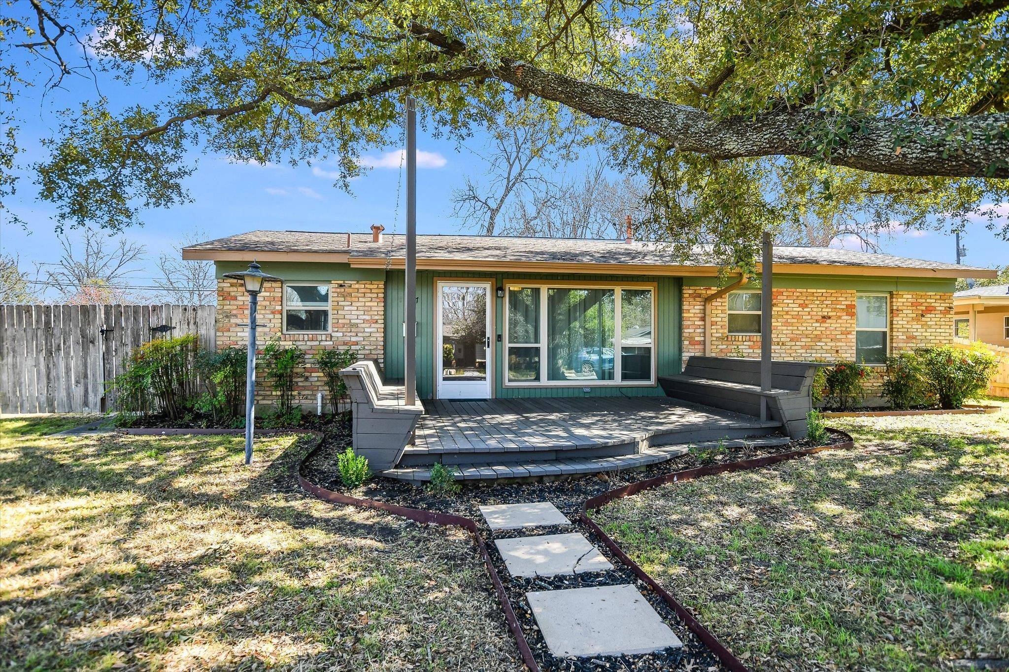 Austin, TX 78757,7517 S Saint Phillip ST