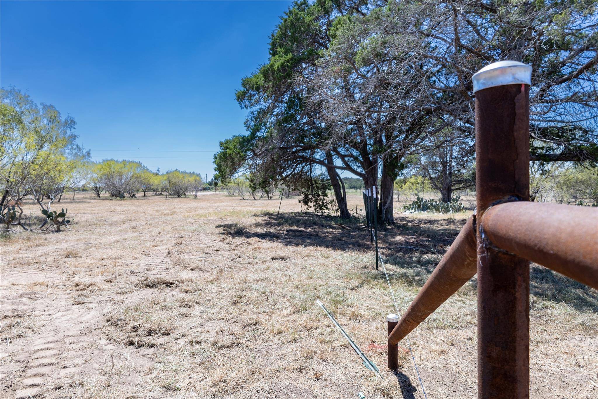 Dale, TX 78616,4049 Old Colony Line Rd RD