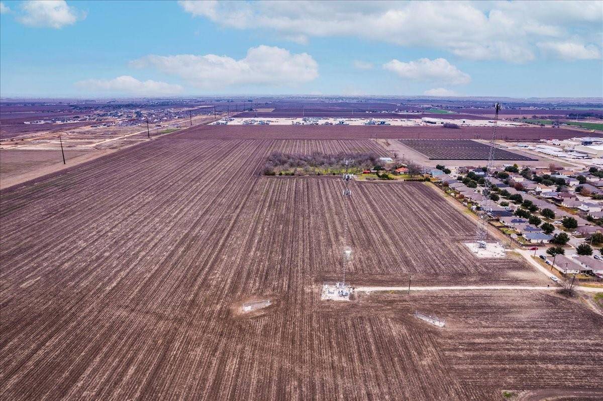 Seguin, TX 78155,530 Continental DR