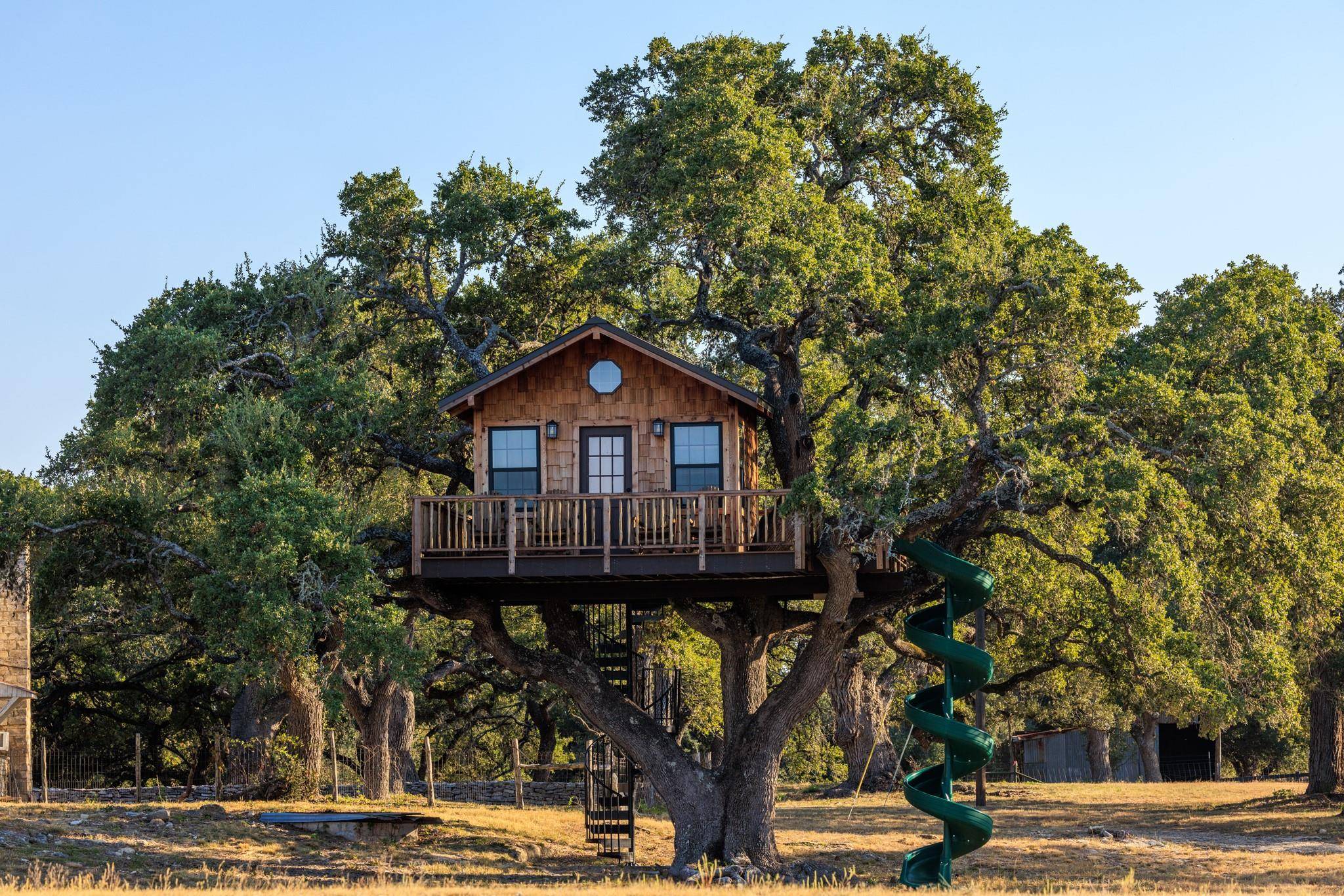 Dripping Springs, TX 78620,5801 Mount Gainor RD