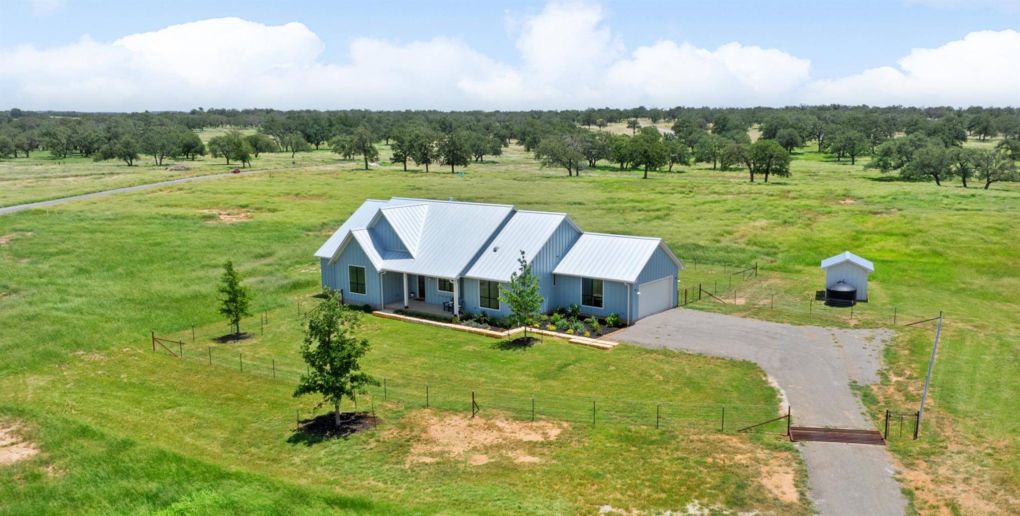 Fredericksburg, TX 78624,29 Spencer CT