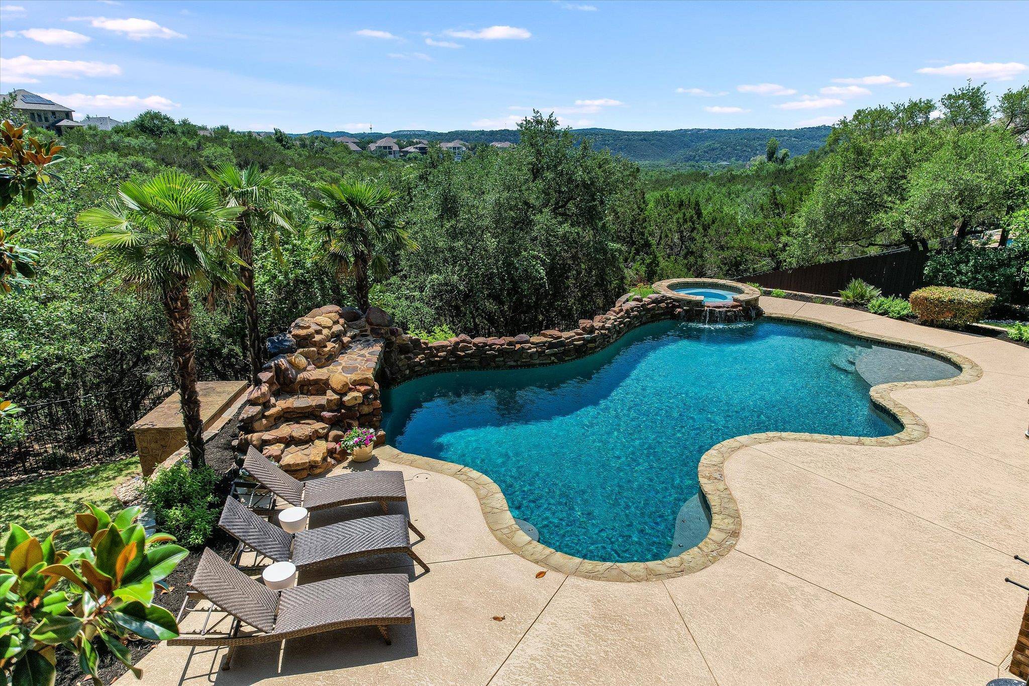 Austin, TX 78732,1016 Santaluz PATH