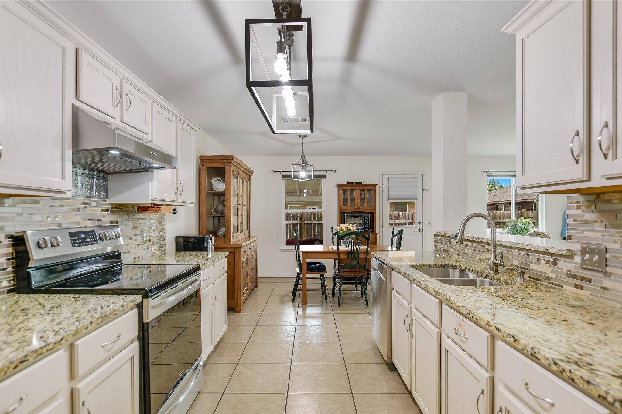 Taylor, TX 76574,3006 Tyler LN