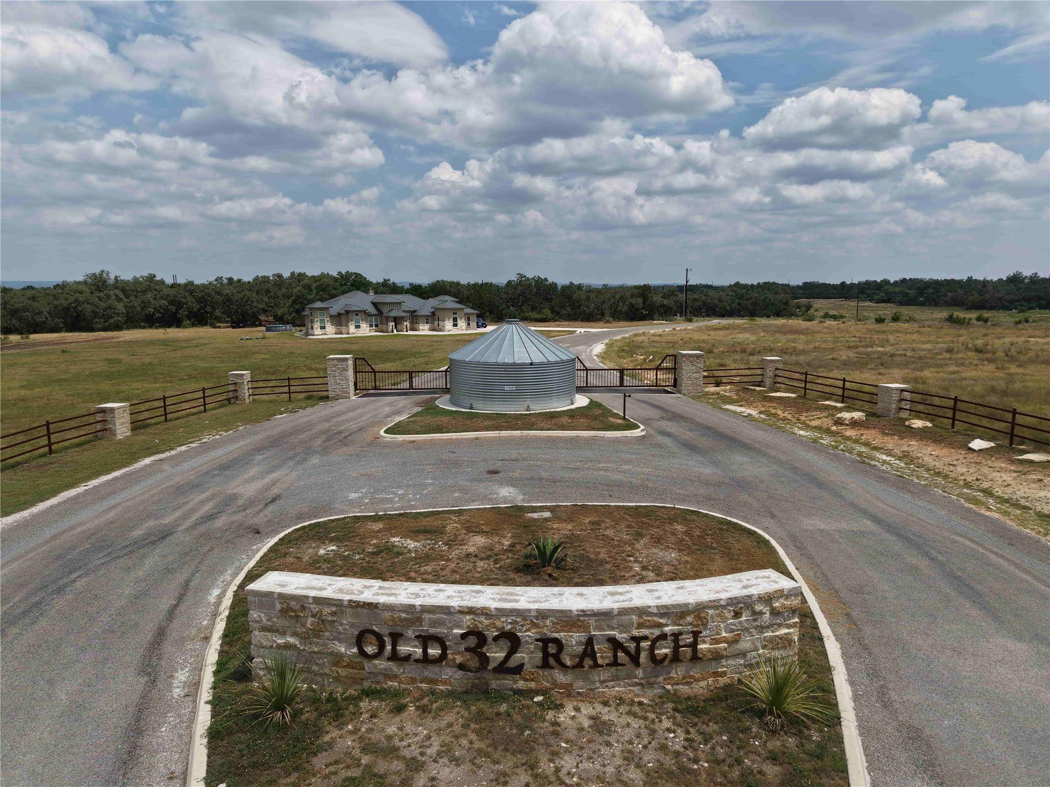 Blanco, TX 78606,623 Whiskey TRL