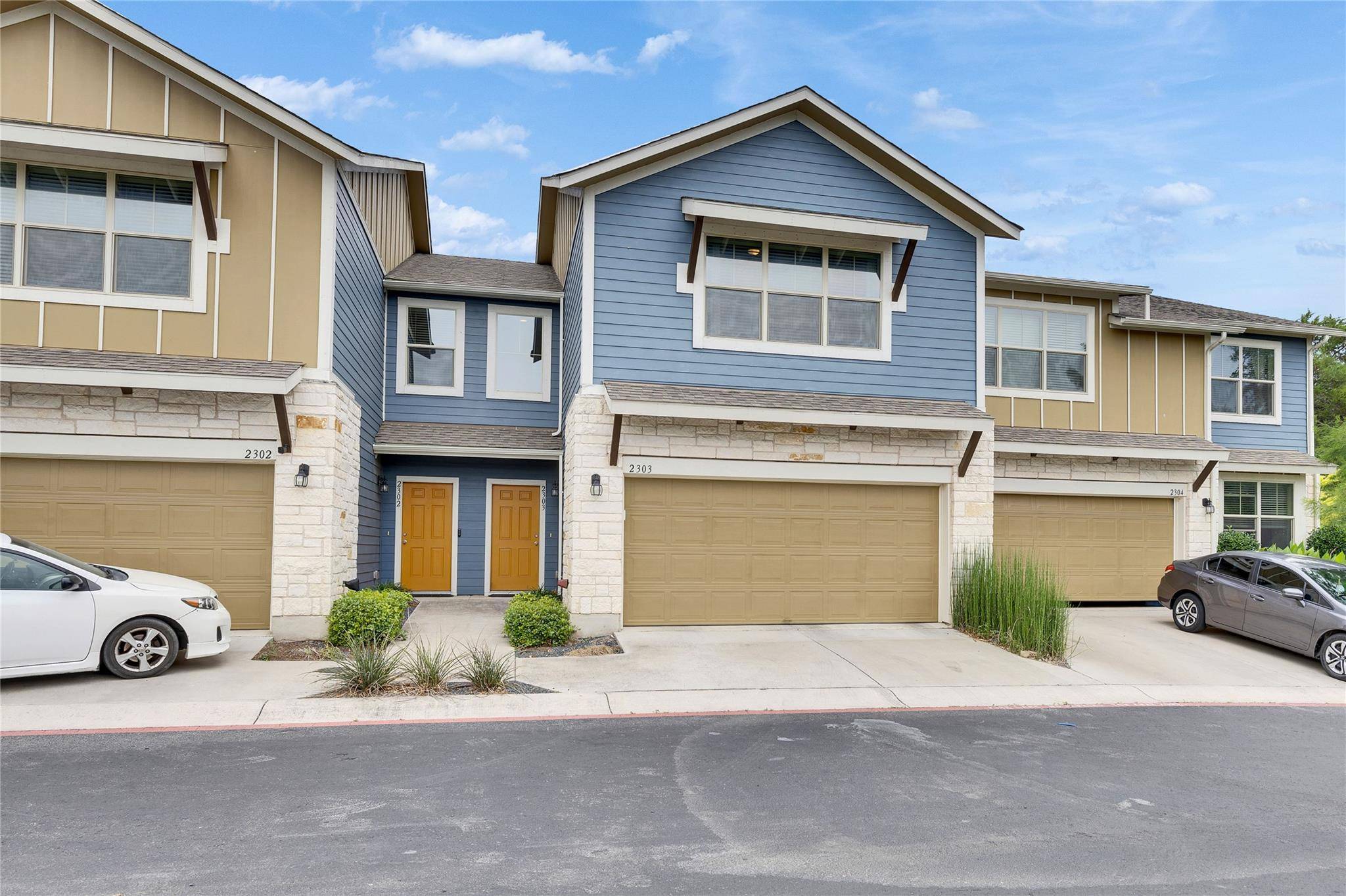 Austin, TX 78744,516 E Slaughter LN #2303