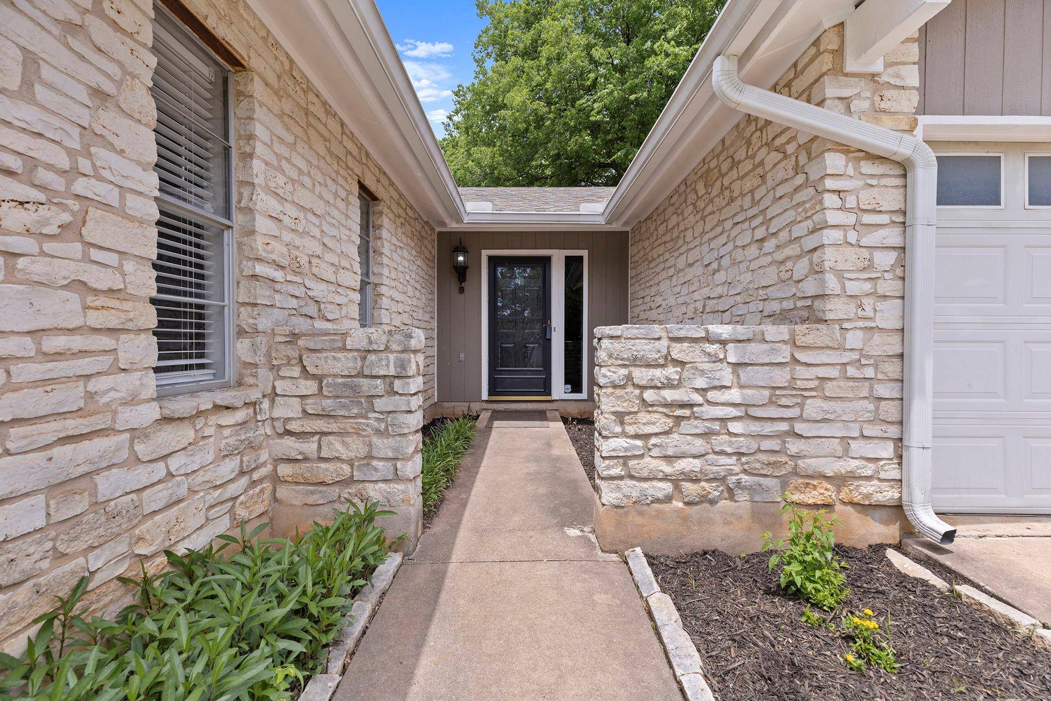 Round Rock, TX 78681,618 Buckskin DR