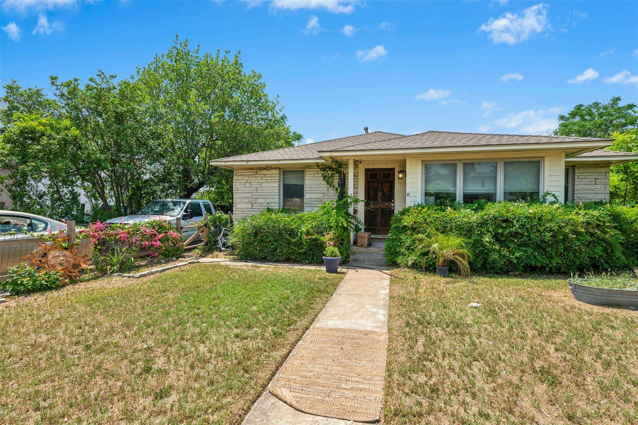 Austin, TX 78751,4308 Red River ST