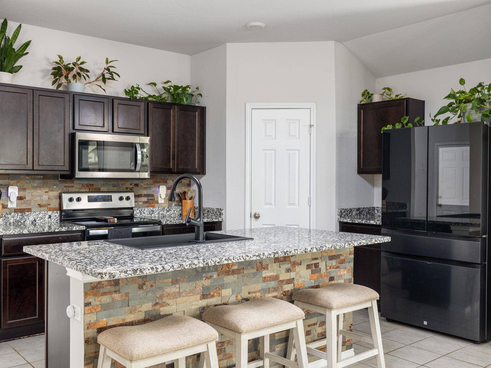 Jarrell, TX 76537,146 Hammond CT