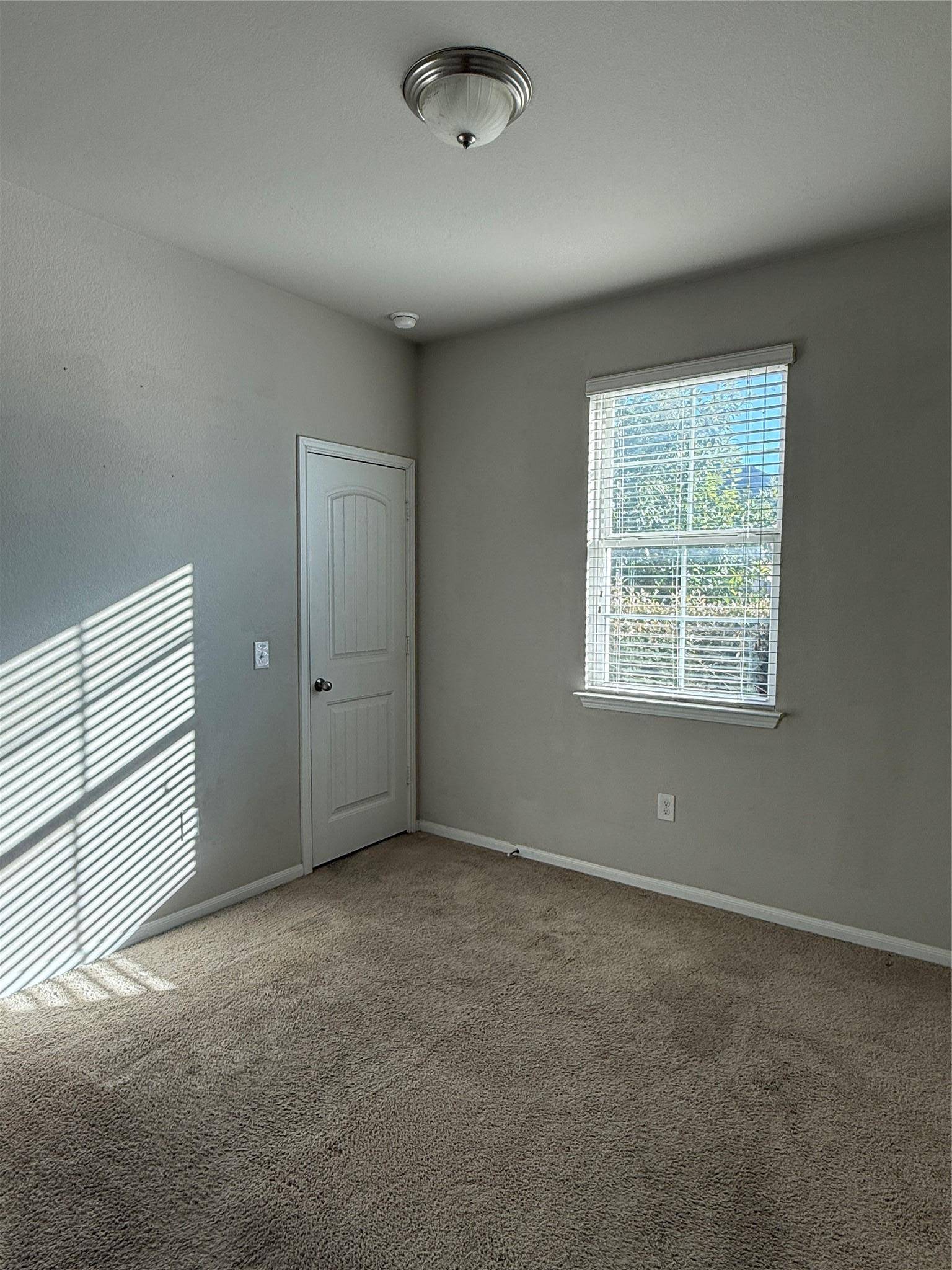 Austin, TX 78744,6516 Ranchito DR