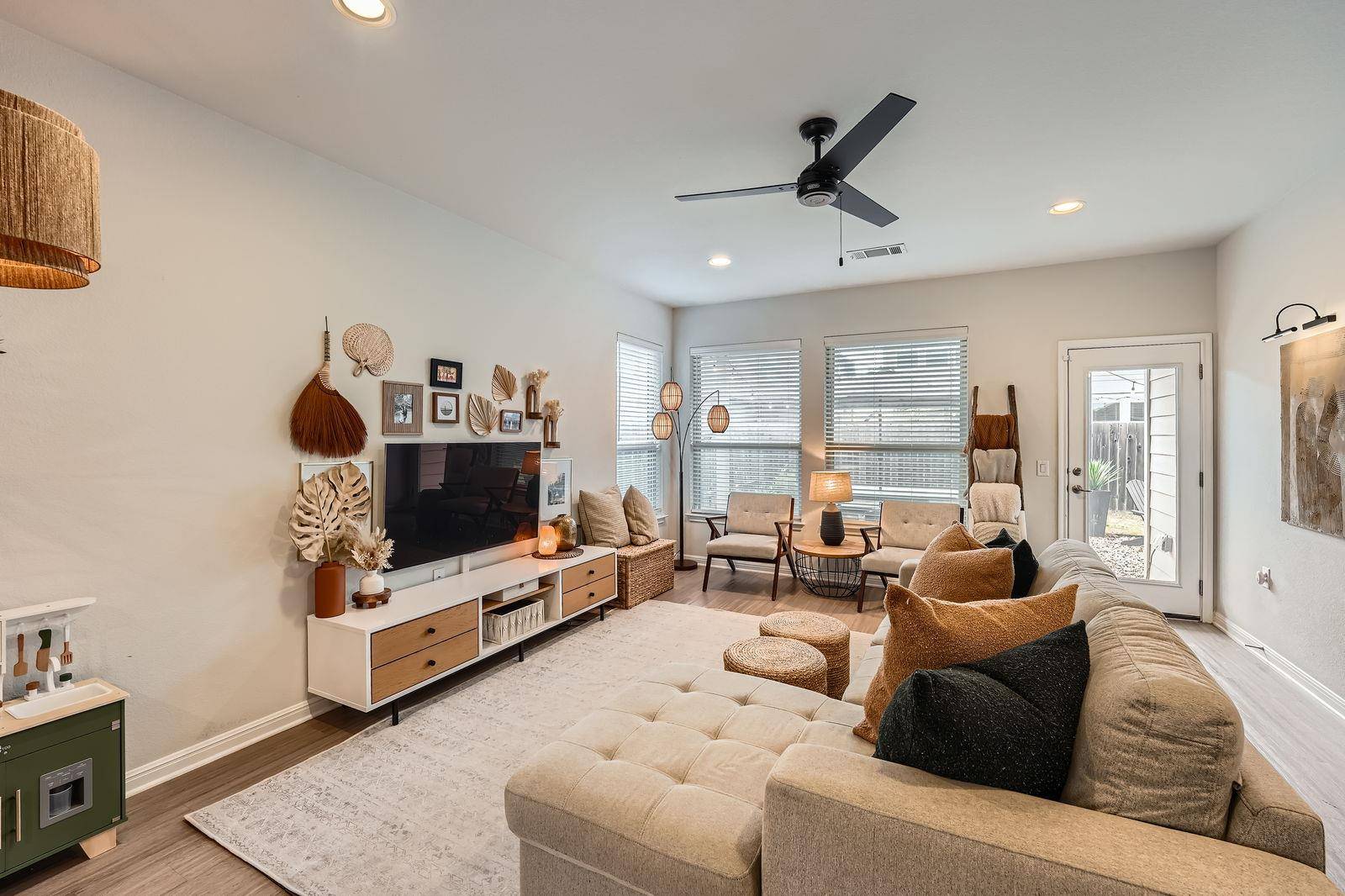 Austin, TX 78660,828 Durness DR