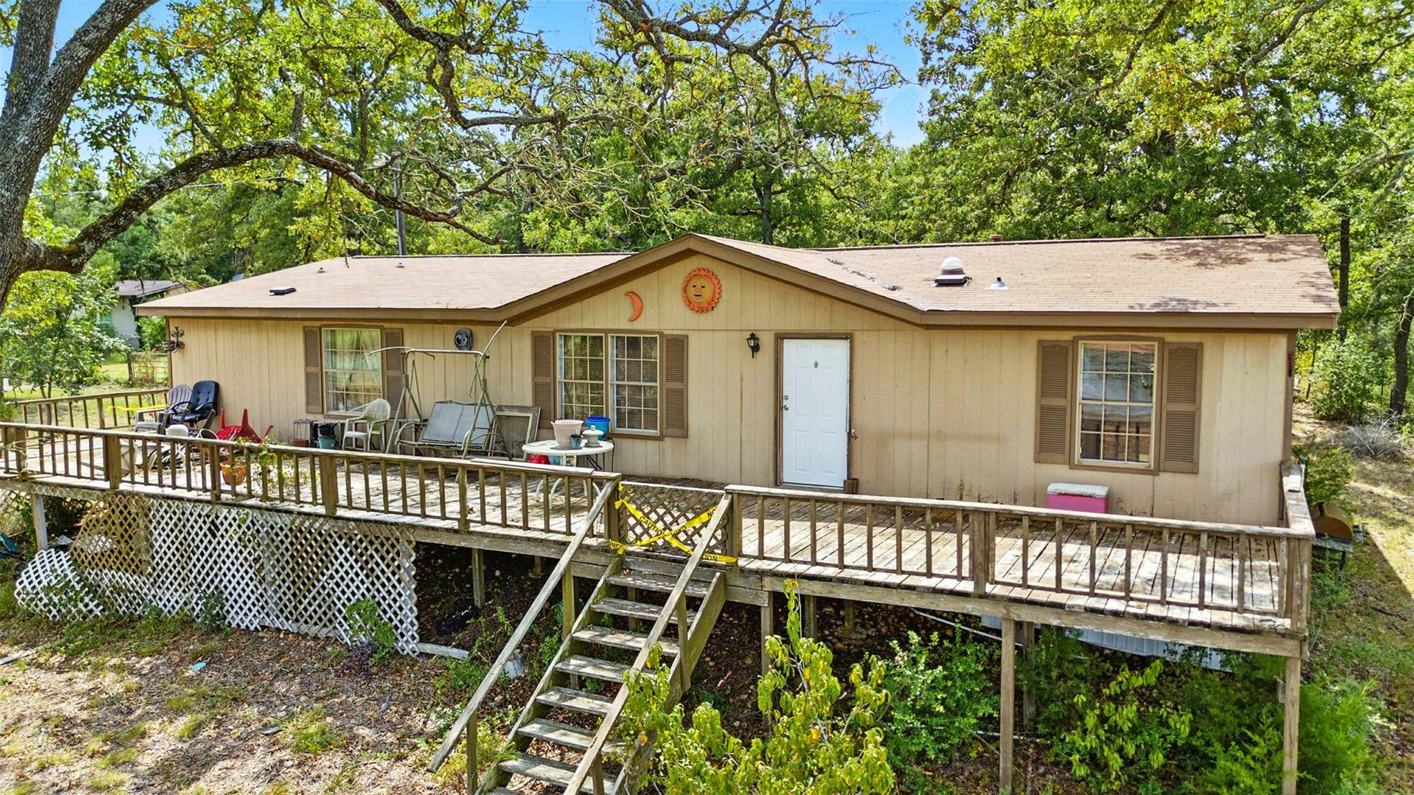 Paige, TX 78659,123 Lakeshore DR