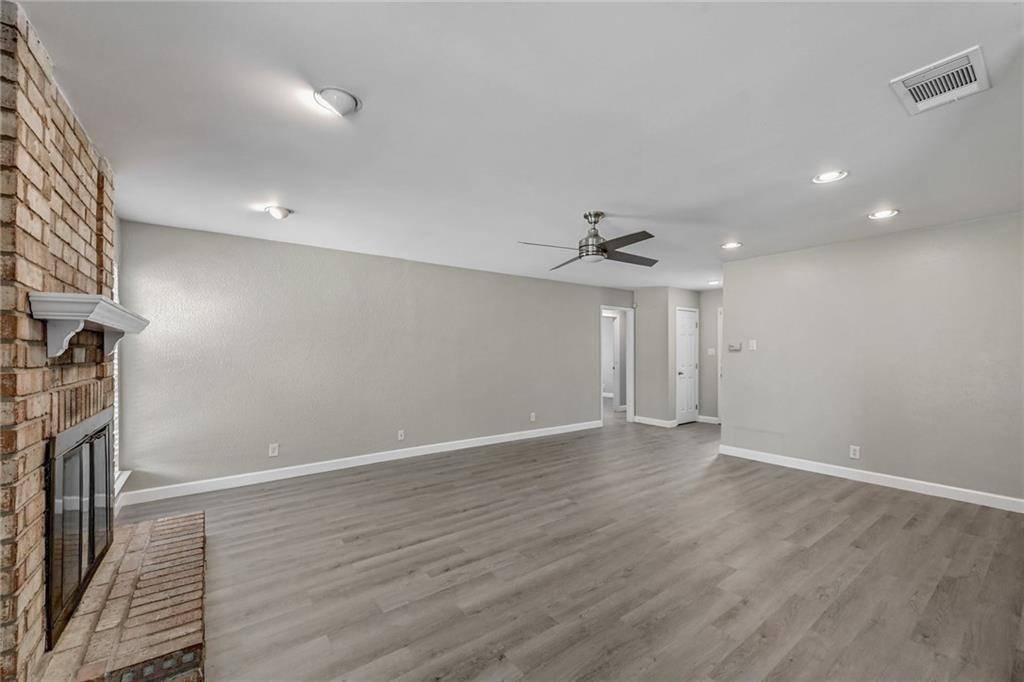 Round Rock, TX 78681,906 Cactus DR
