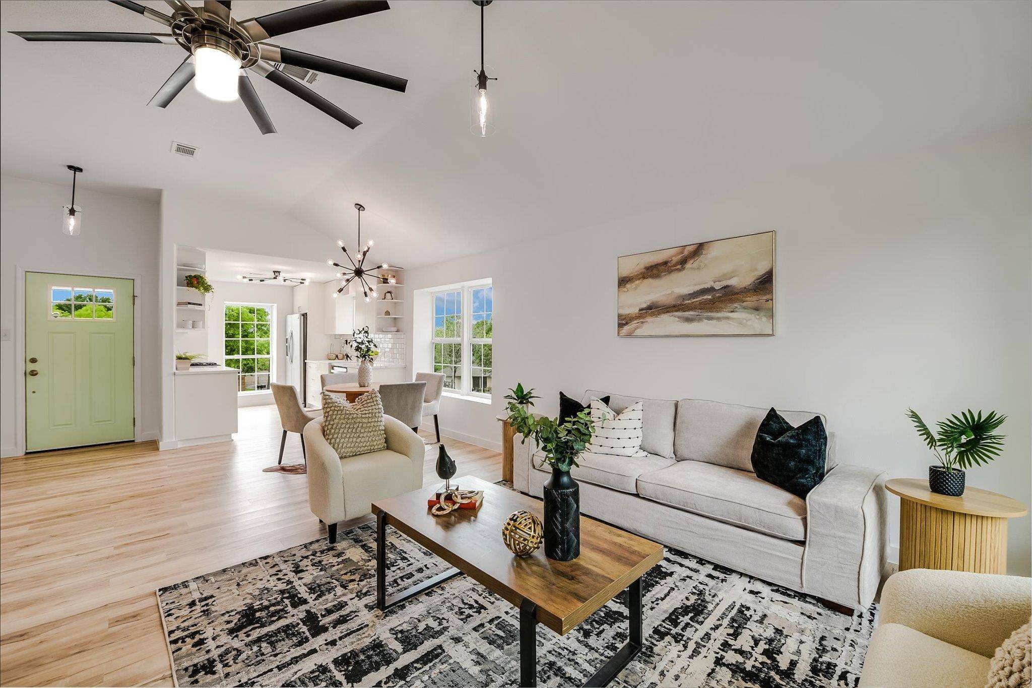 Austin, TX 78721,3904 Chase CIR