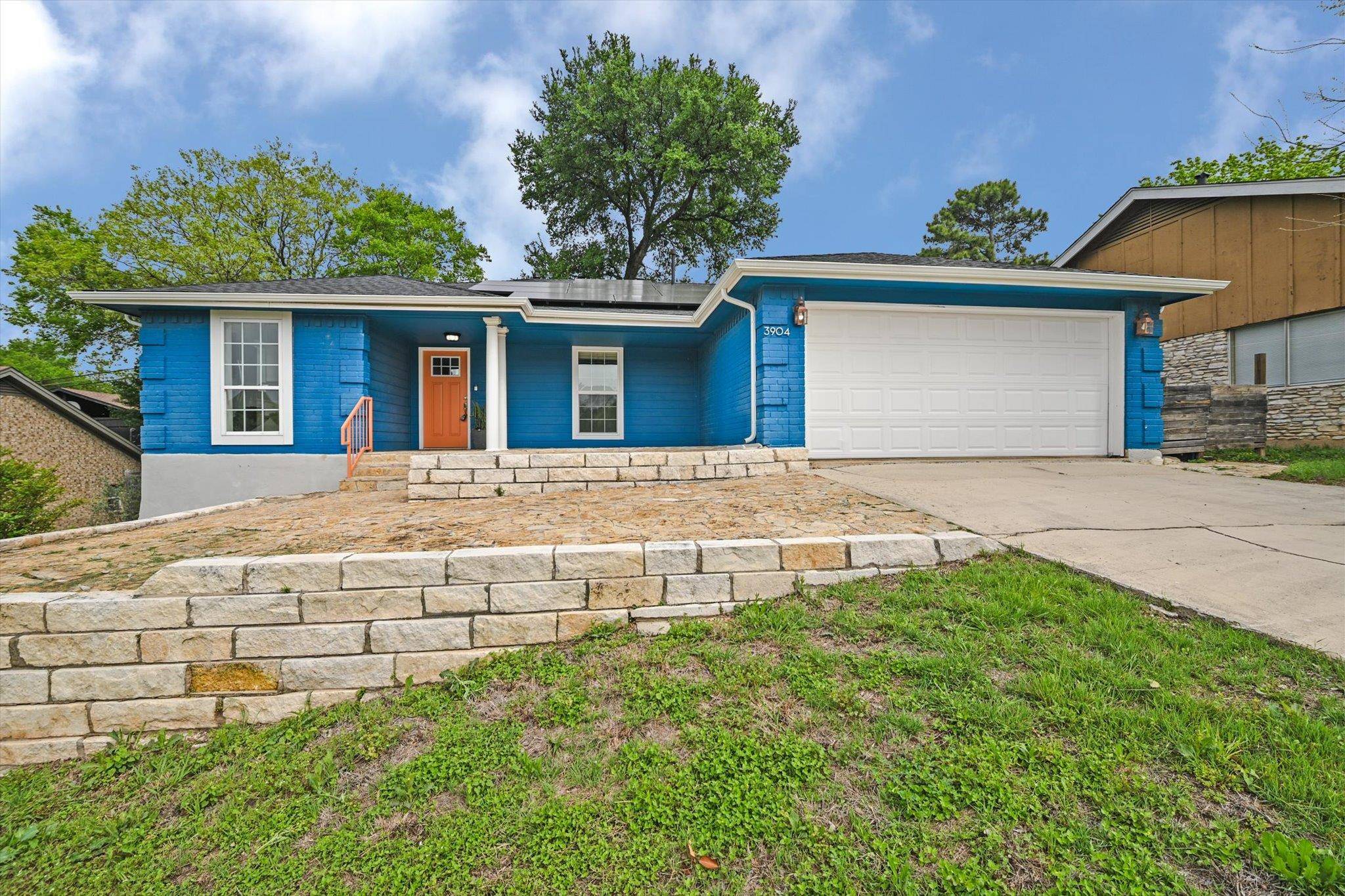 Austin, TX 78721,3904 Chase CIR