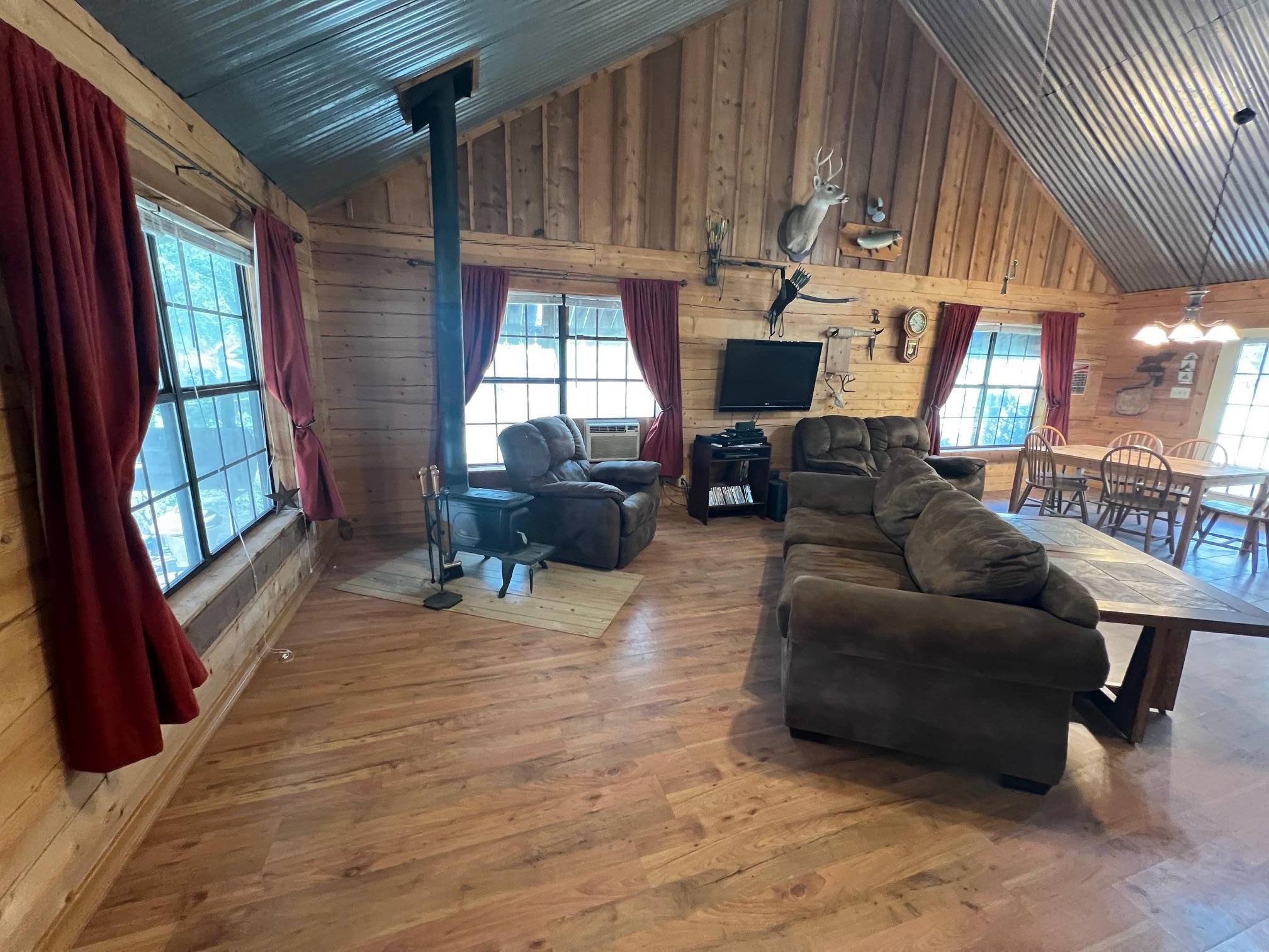 Dripping Springs, TX 78620,1127 Whitetail DR