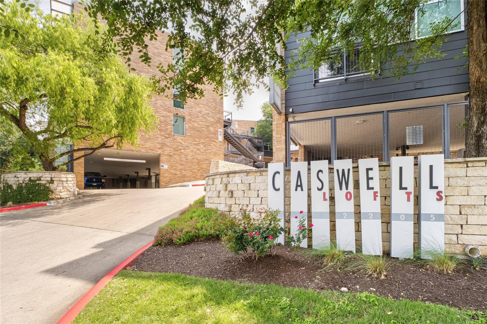 Austin, TX 78705,2205 N Lamar BLVD #113