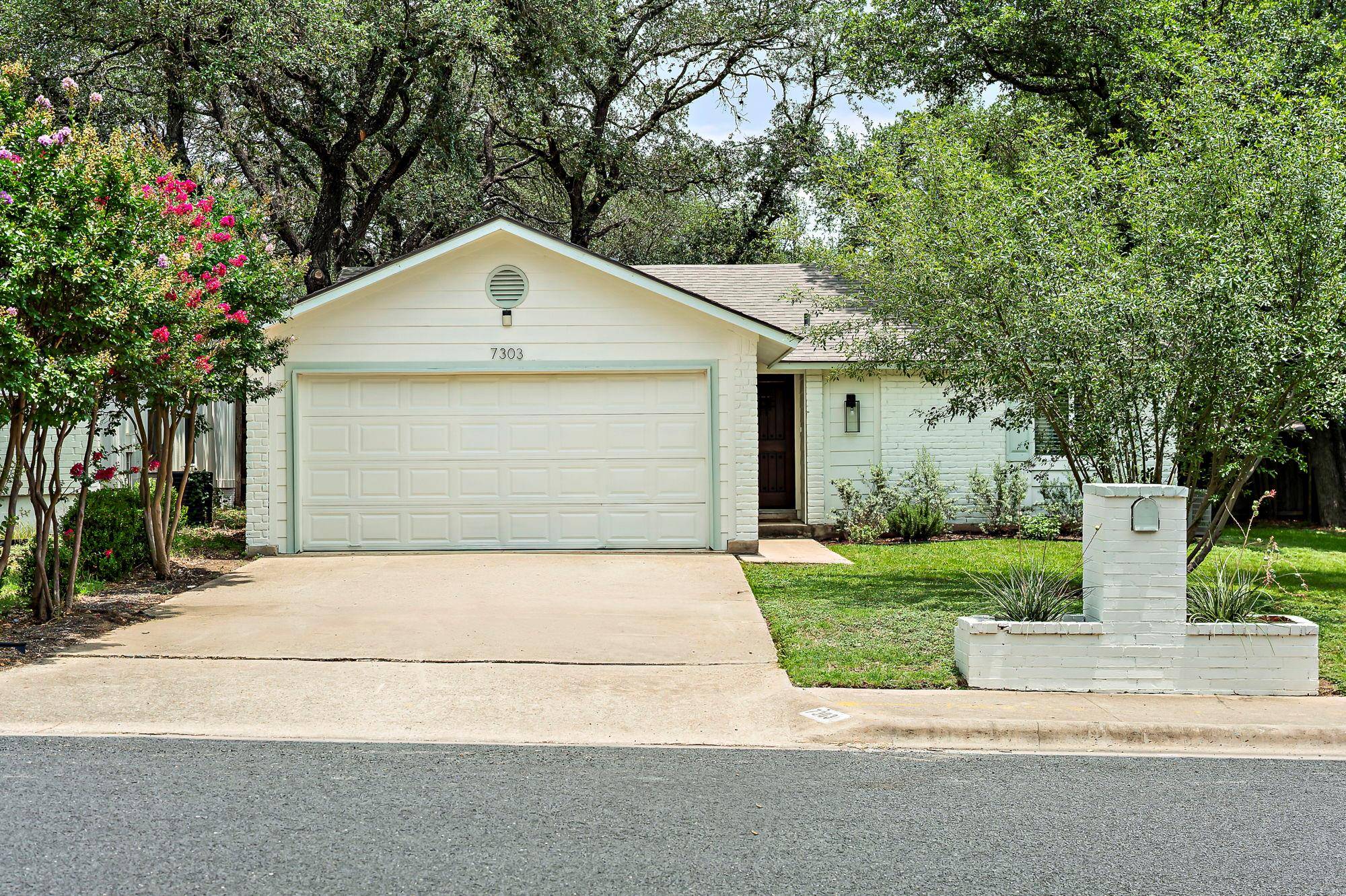Austin, TX 78745,7303 Lunar DR