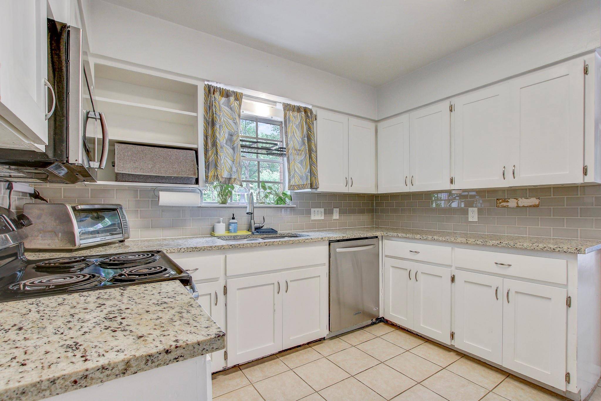 Austin, TX 78758,12333 Blue Water DR