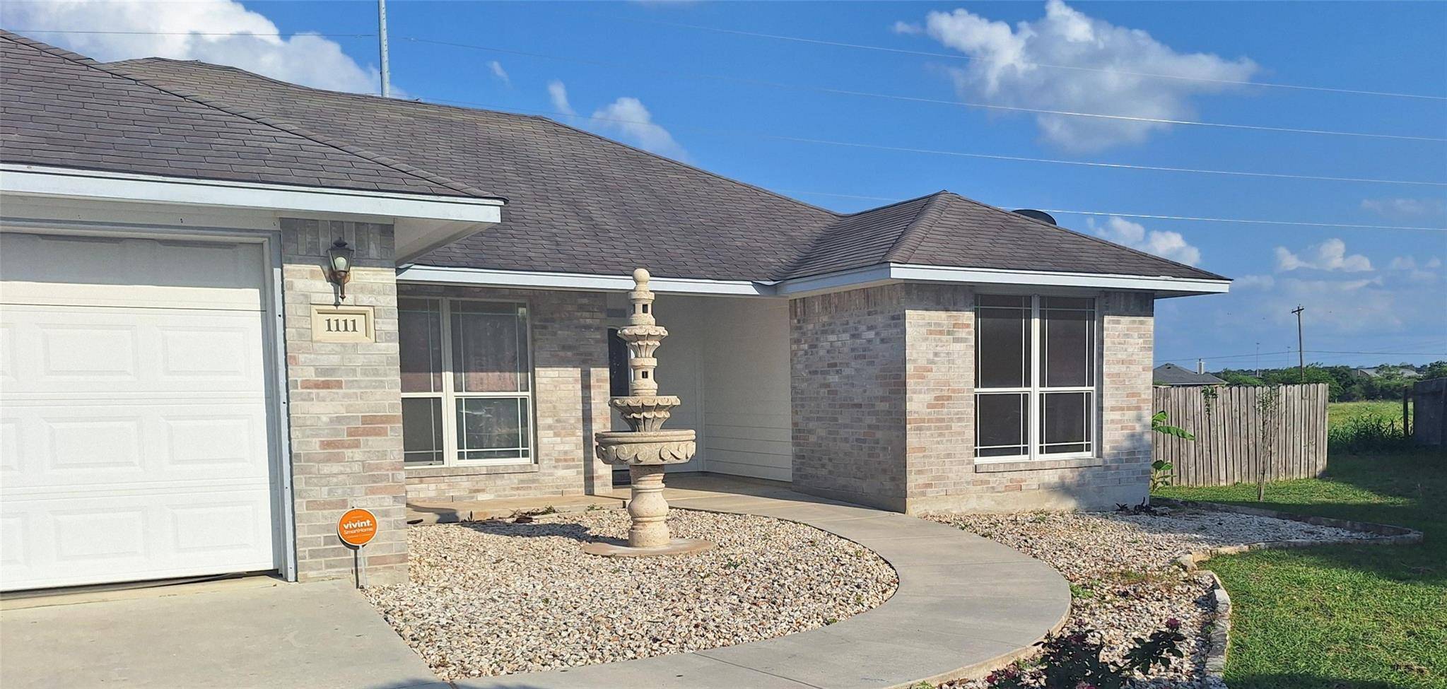 New Braunfels, TX 78130,1111 Blazewood DR