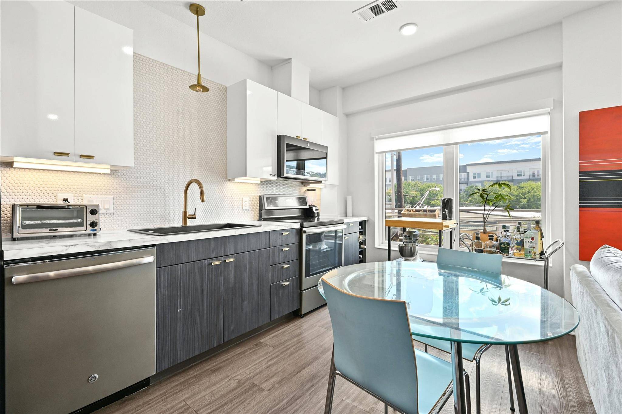Austin, TX 78745,4361 S Congress Ave #228