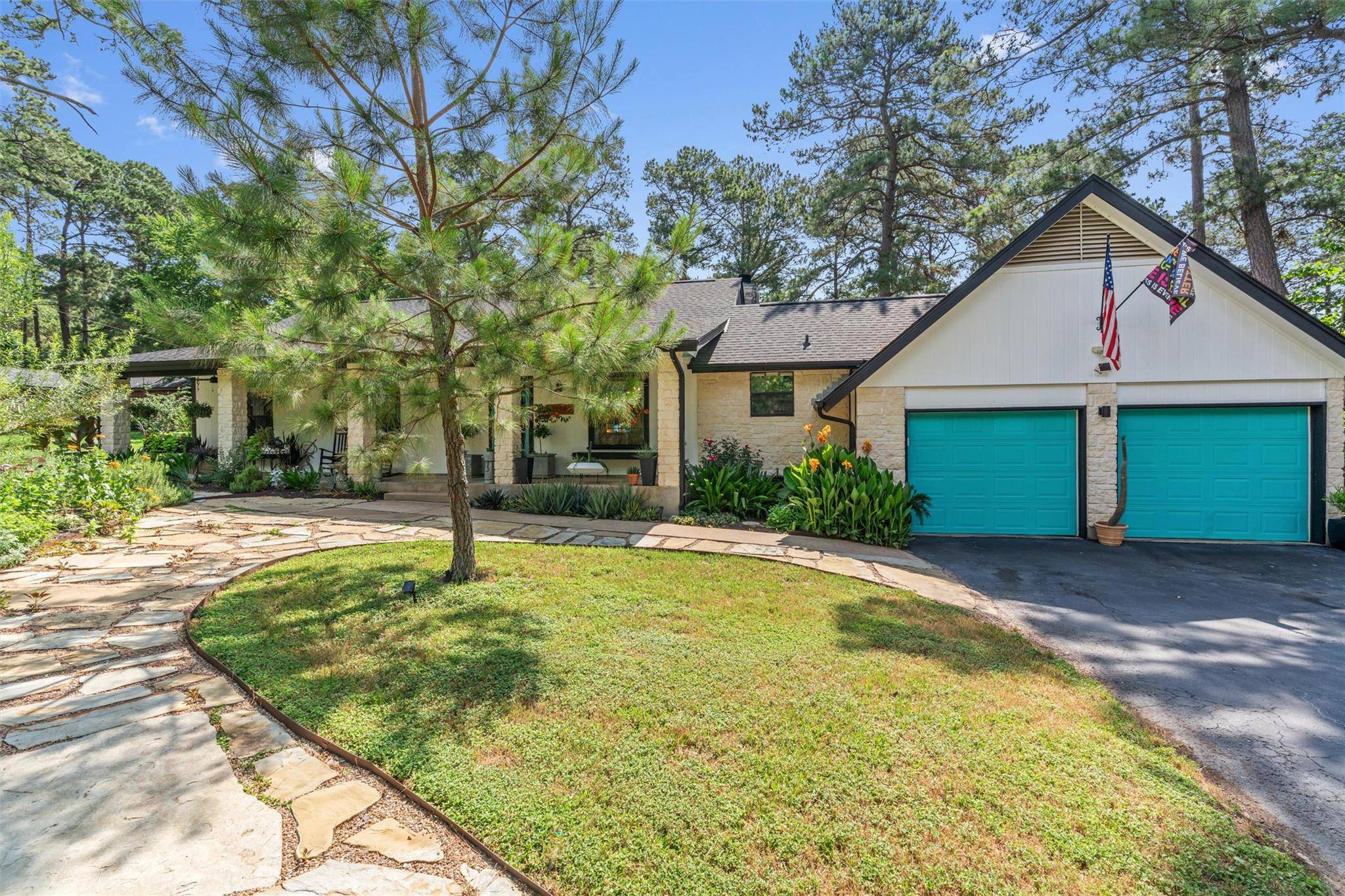 Bastrop, TX 78602,259 Akaloa DR