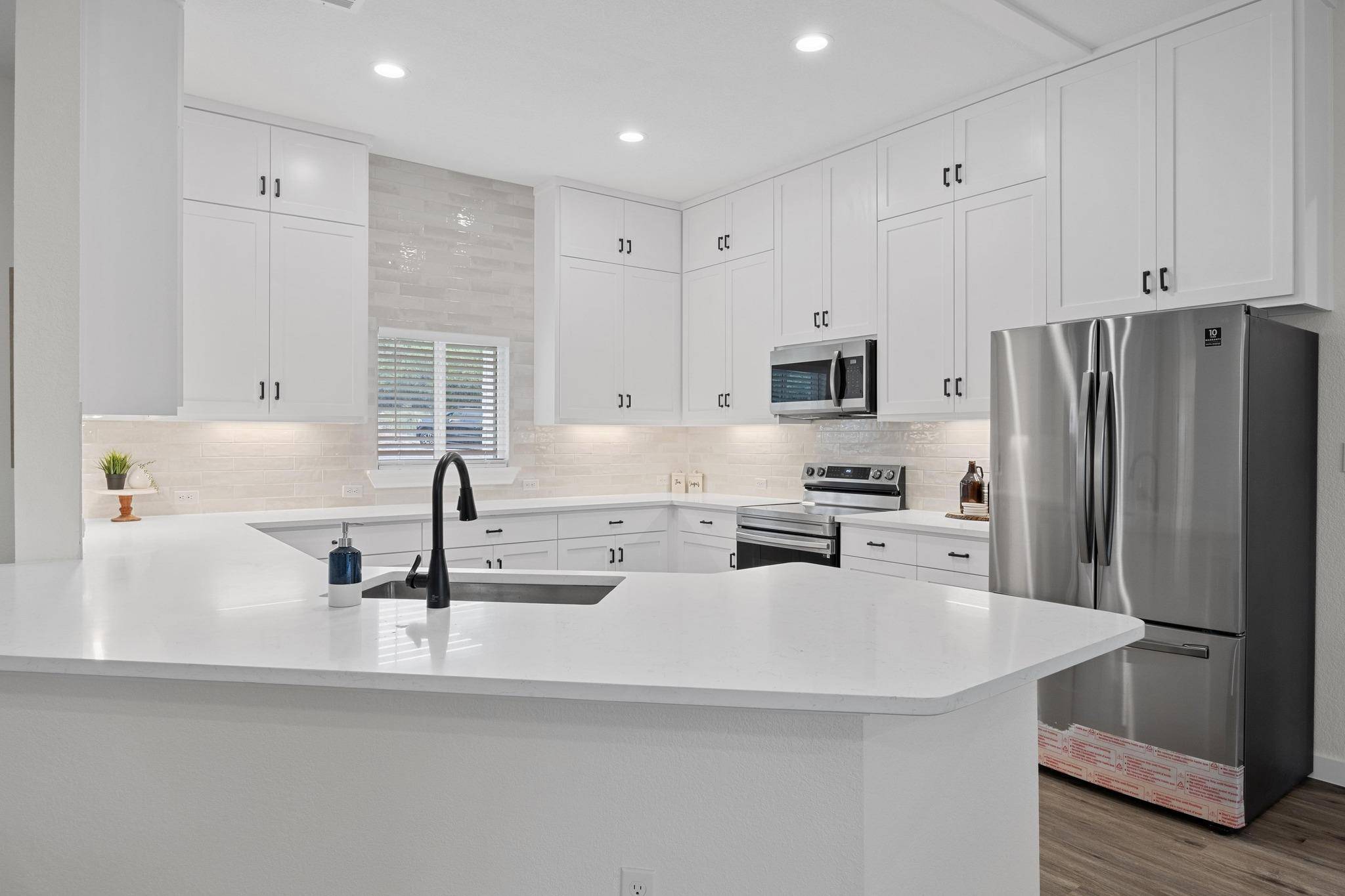 Dripping Springs, TX 78620,17701 Village DR