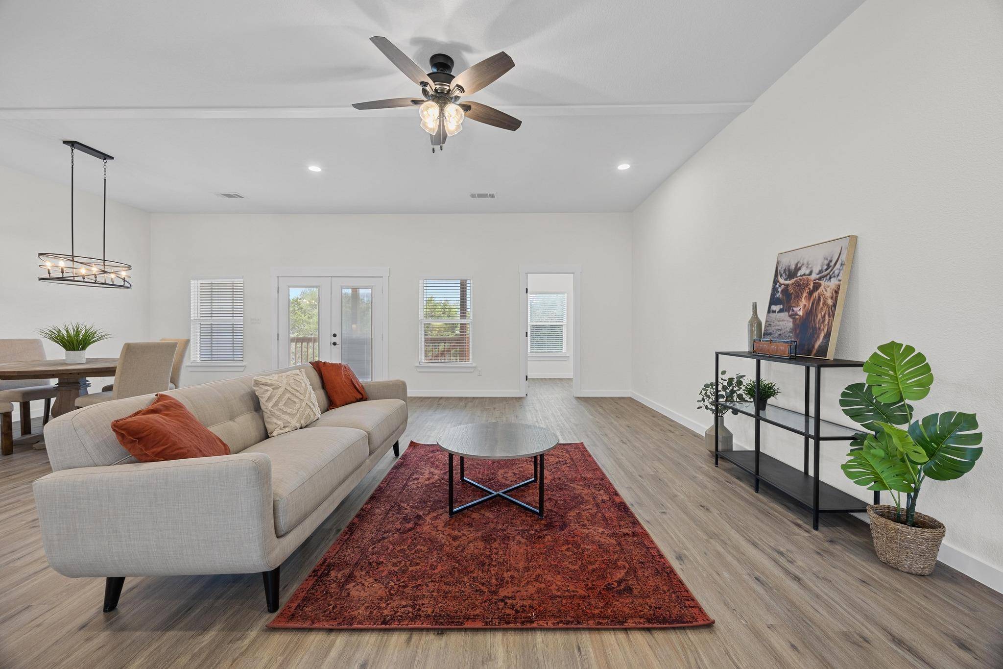 Dripping Springs, TX 78620,17701 Village DR