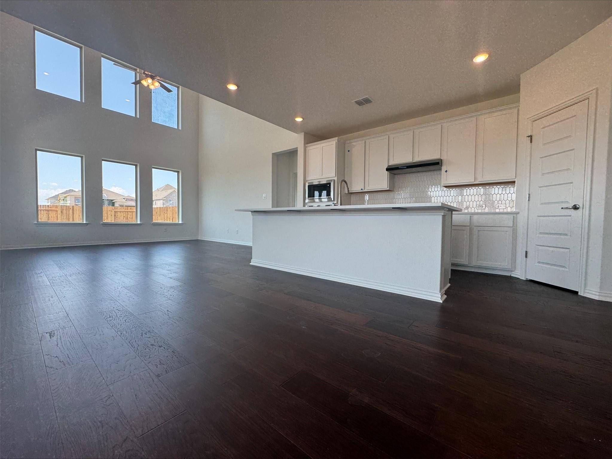 Buda, TX 78610,285 Rubber Tree WAY