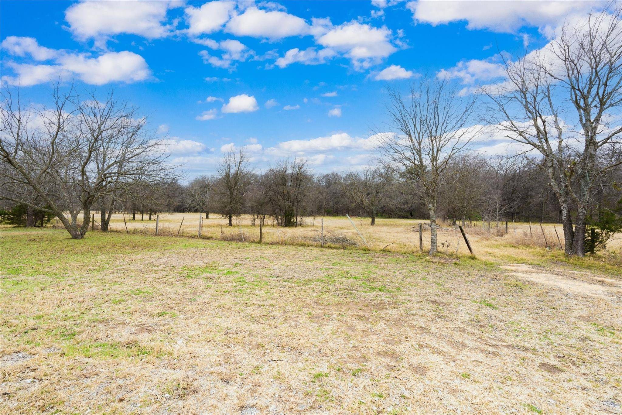 Liberty Hill, TX 78642,136 River RD