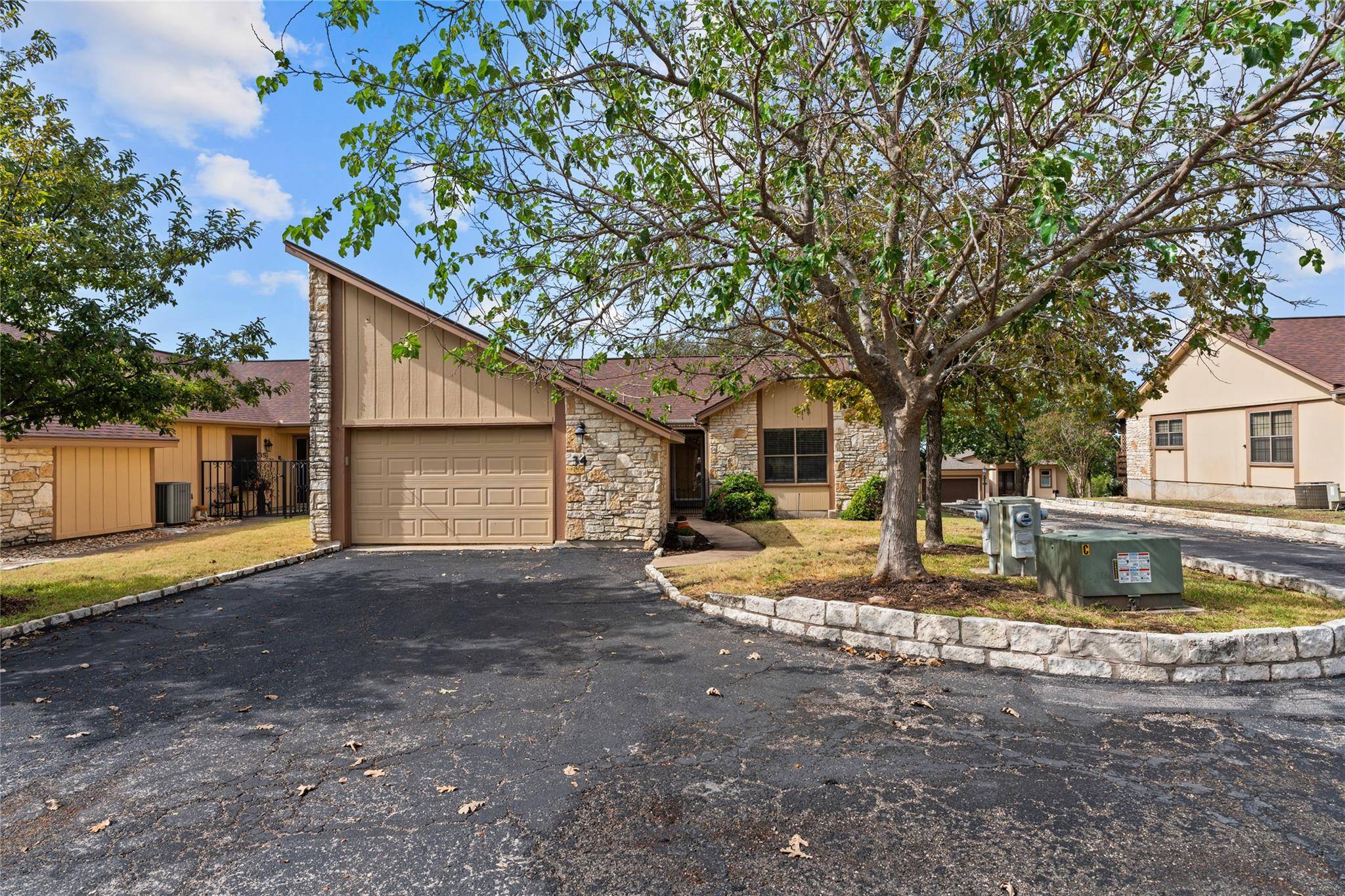 Lago Vista, TX 78645,34 Oaks PL