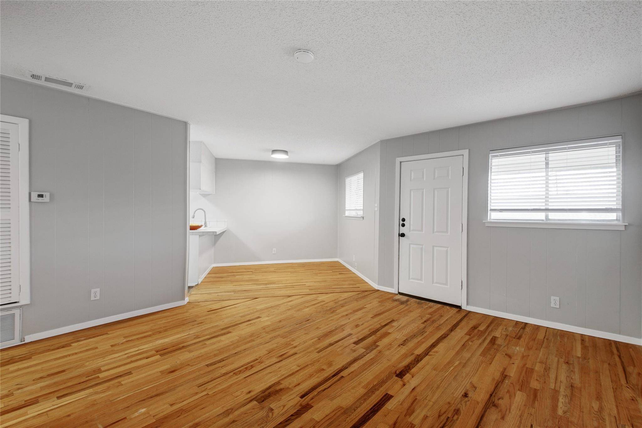 Austin, TX 78756,2122 Hancock DR #215
