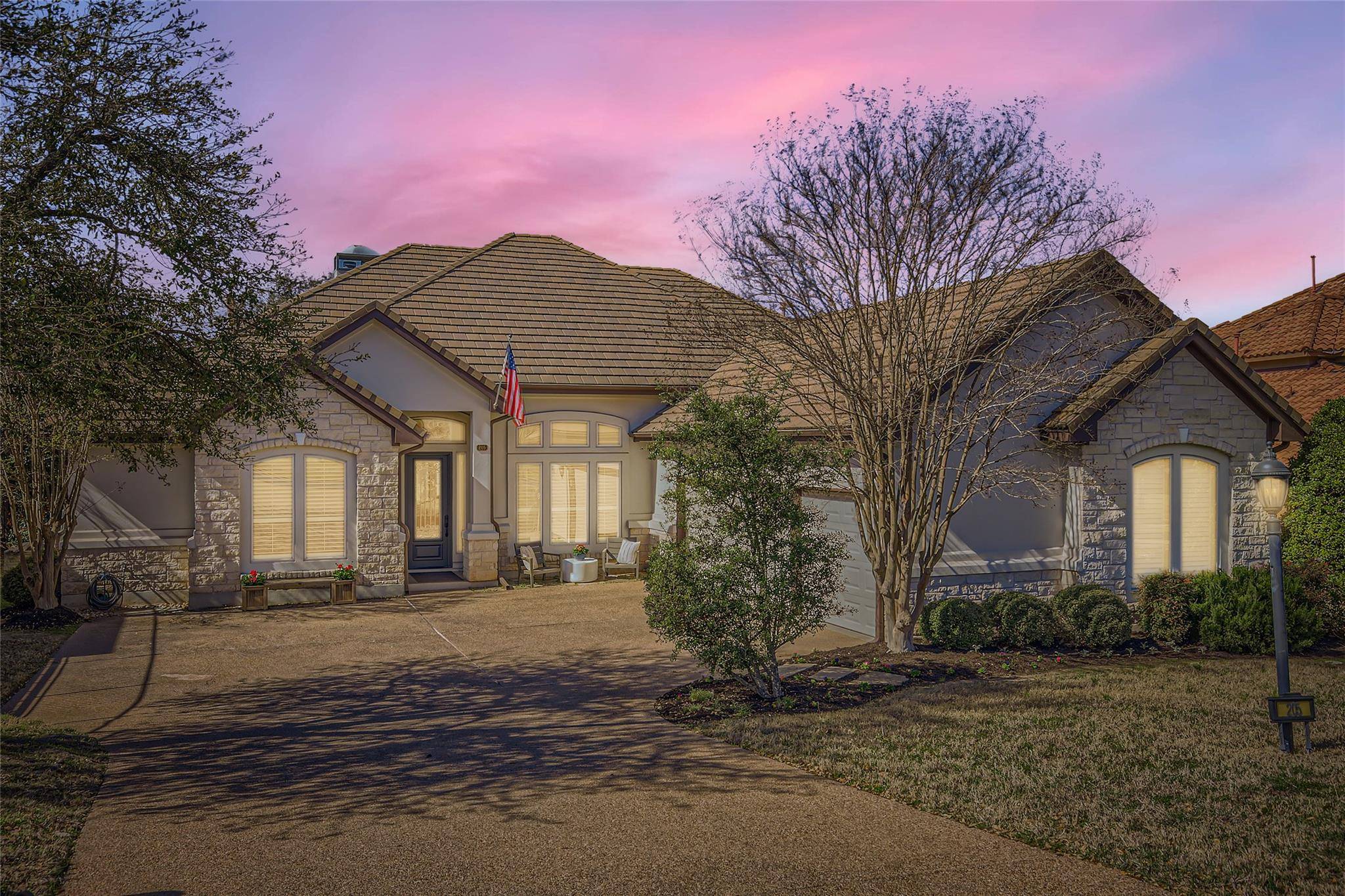 Austin, TX 78738,205 Jack Nicklaus DR