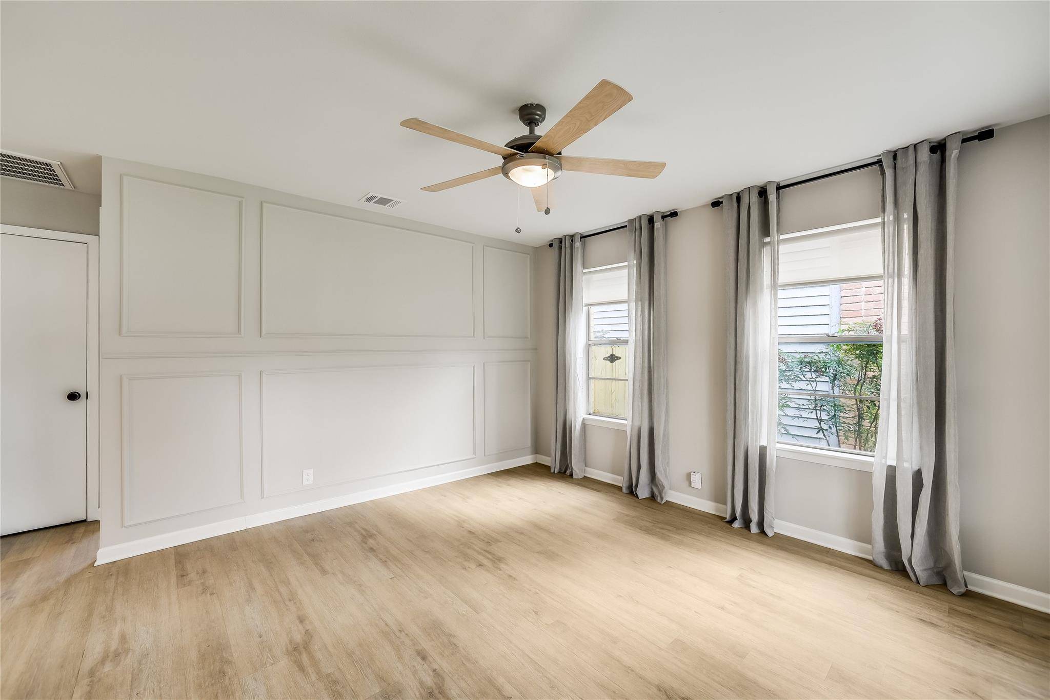 Austin, TX 78741,1612 Elmhurst DR #B