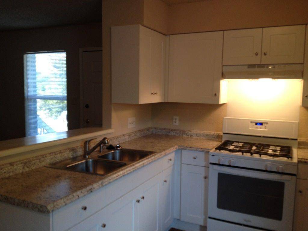 Austin, TX 78744,4903 Merrit DR #C