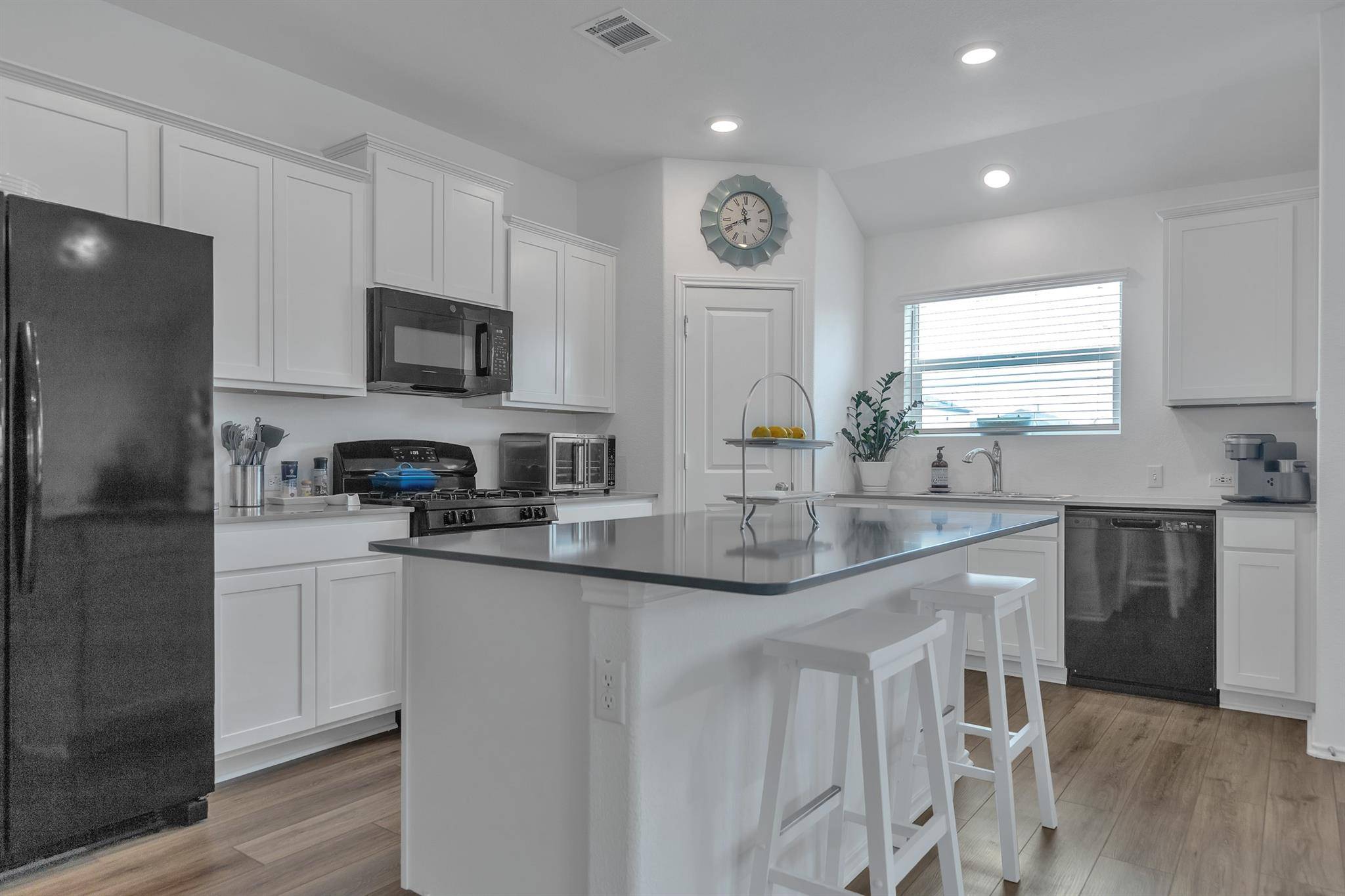 Hutto, TX 78634,408 Sebring CIR